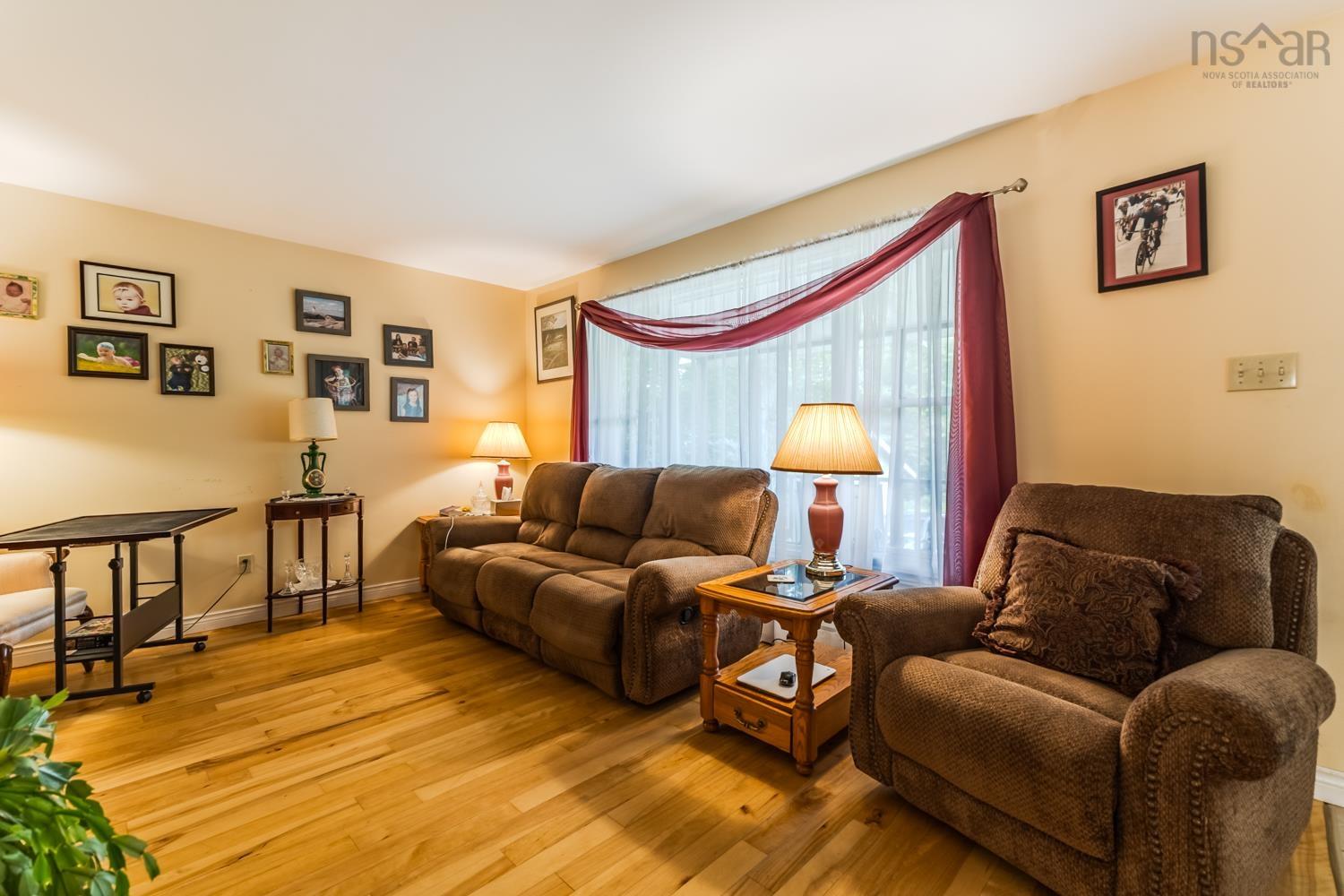 $515,000.00: 56 Hiram Lynds Rd, North River