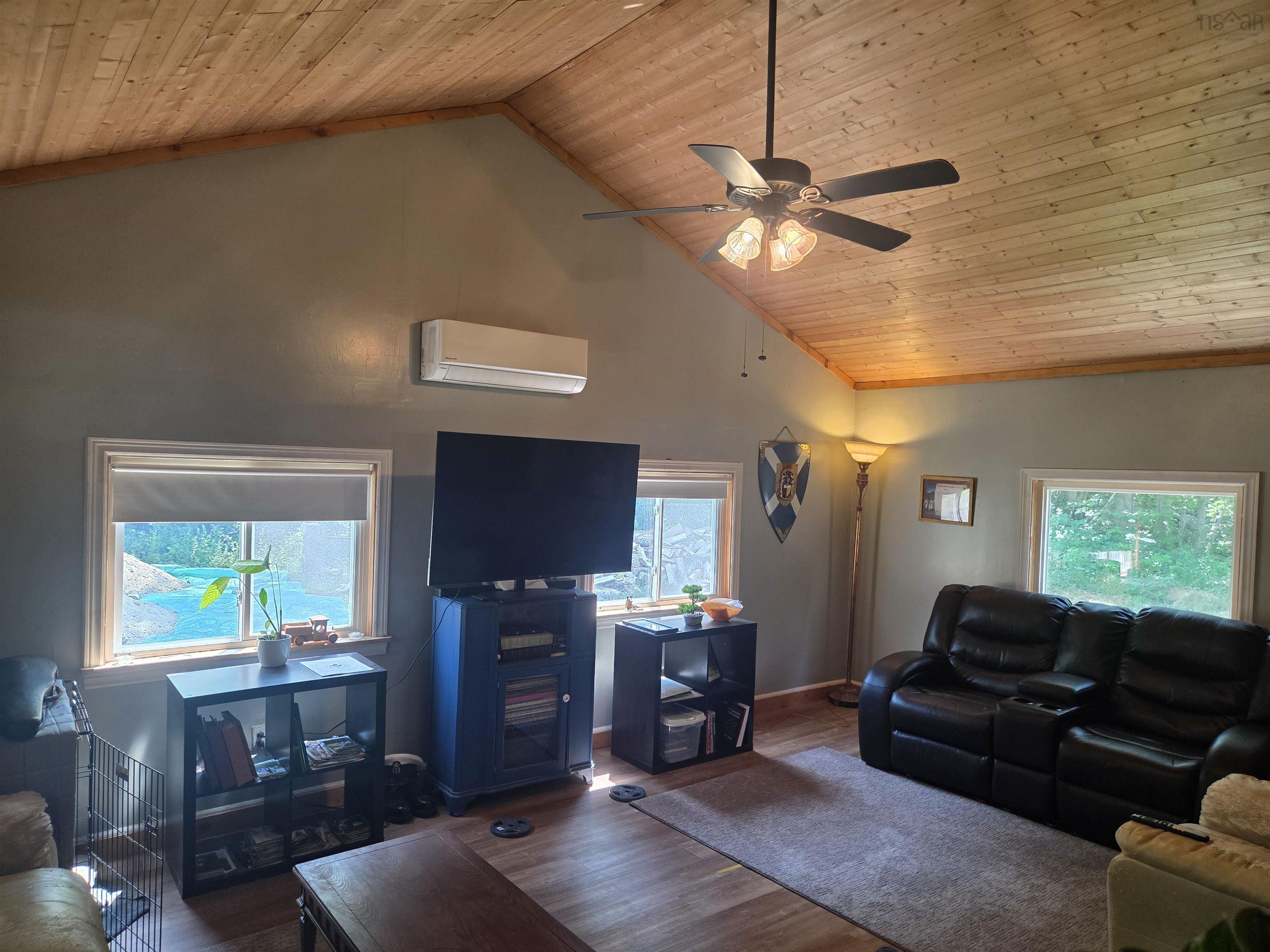 $299,900.00: 40 Jefferson Road, Bear River East