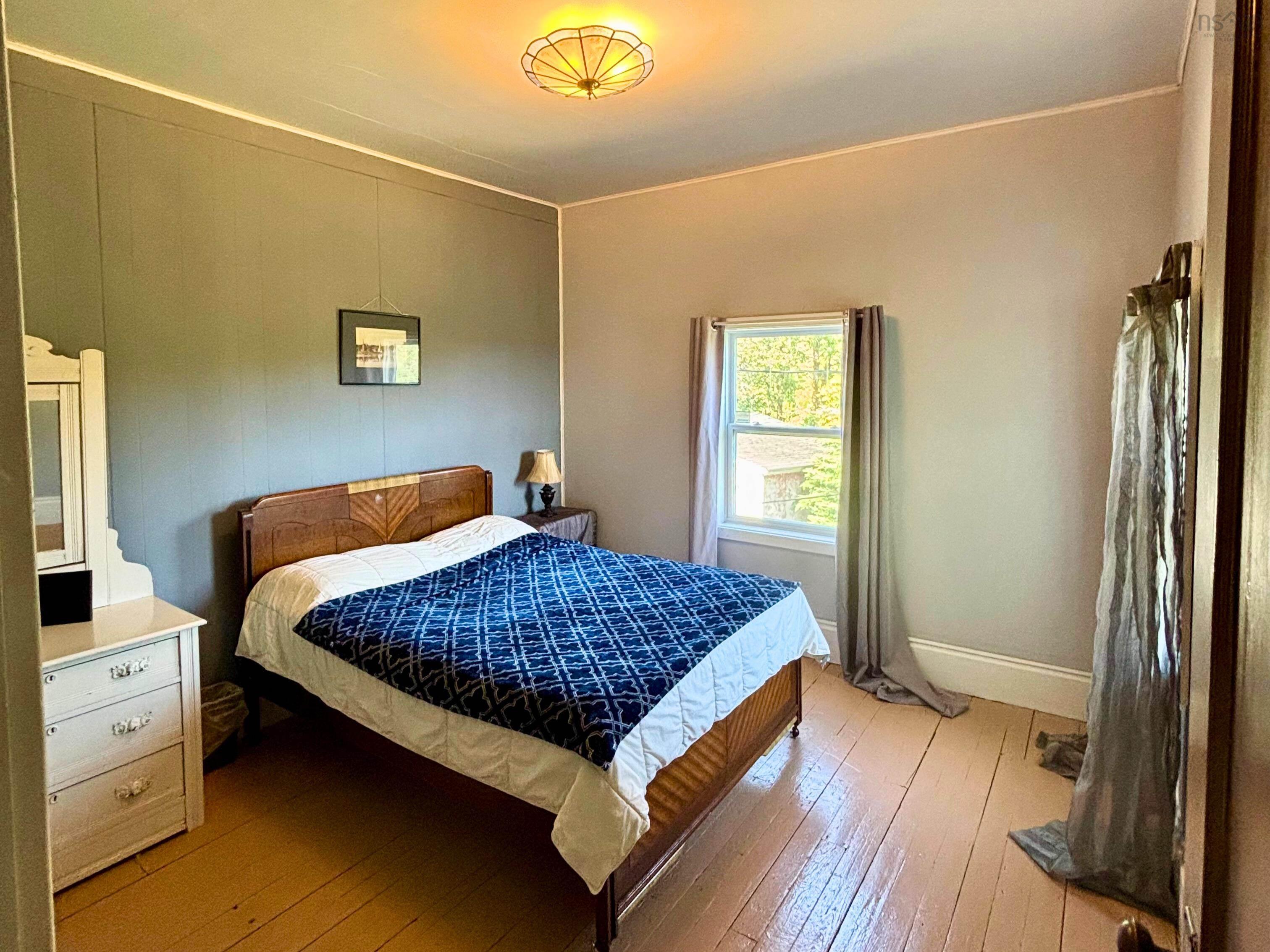 $269,000.00: 13510 HWY 6, Isaacs Harbour North