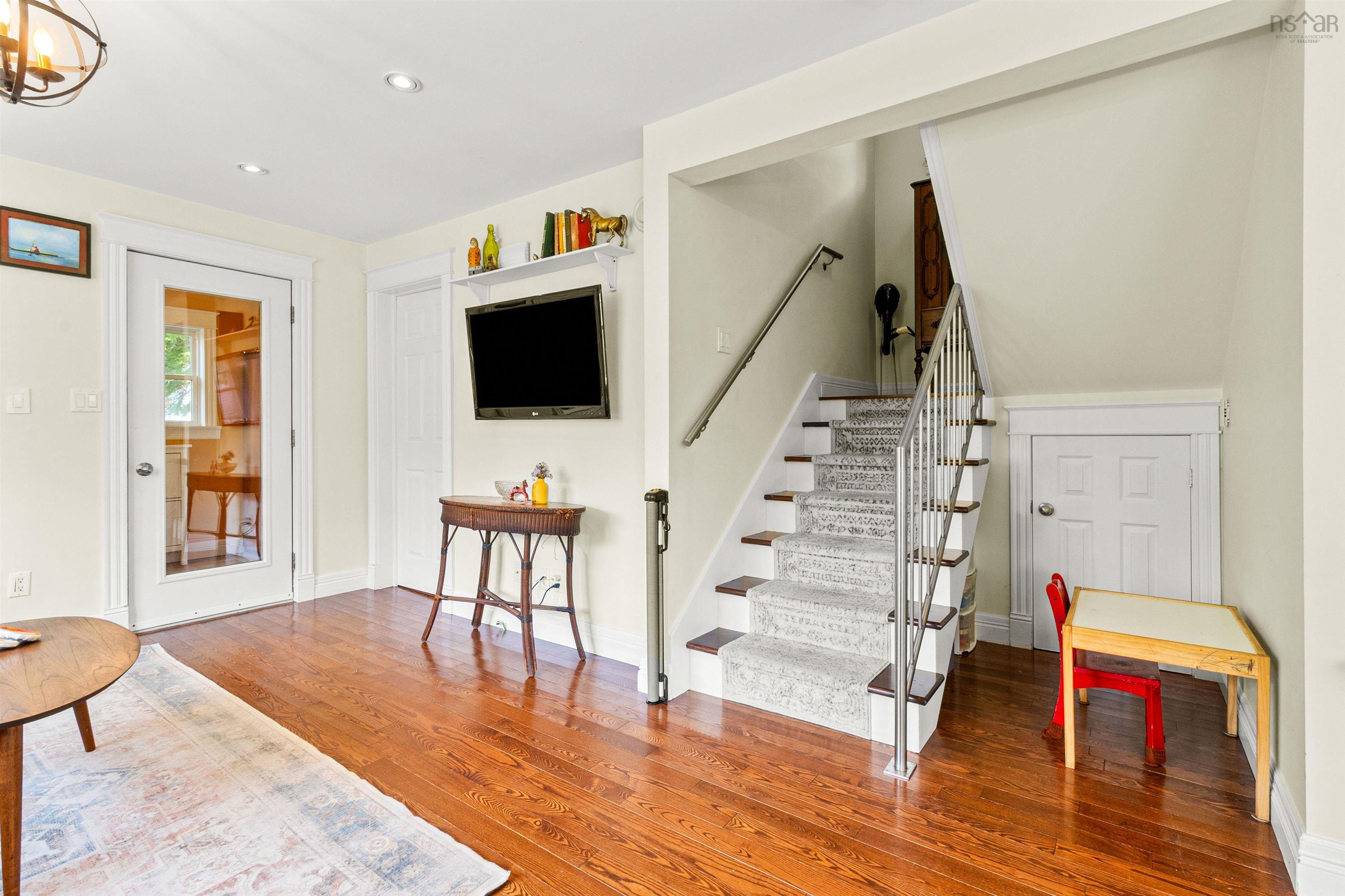 $574,900.00: 22 Brookside Avenue, Dartmouth