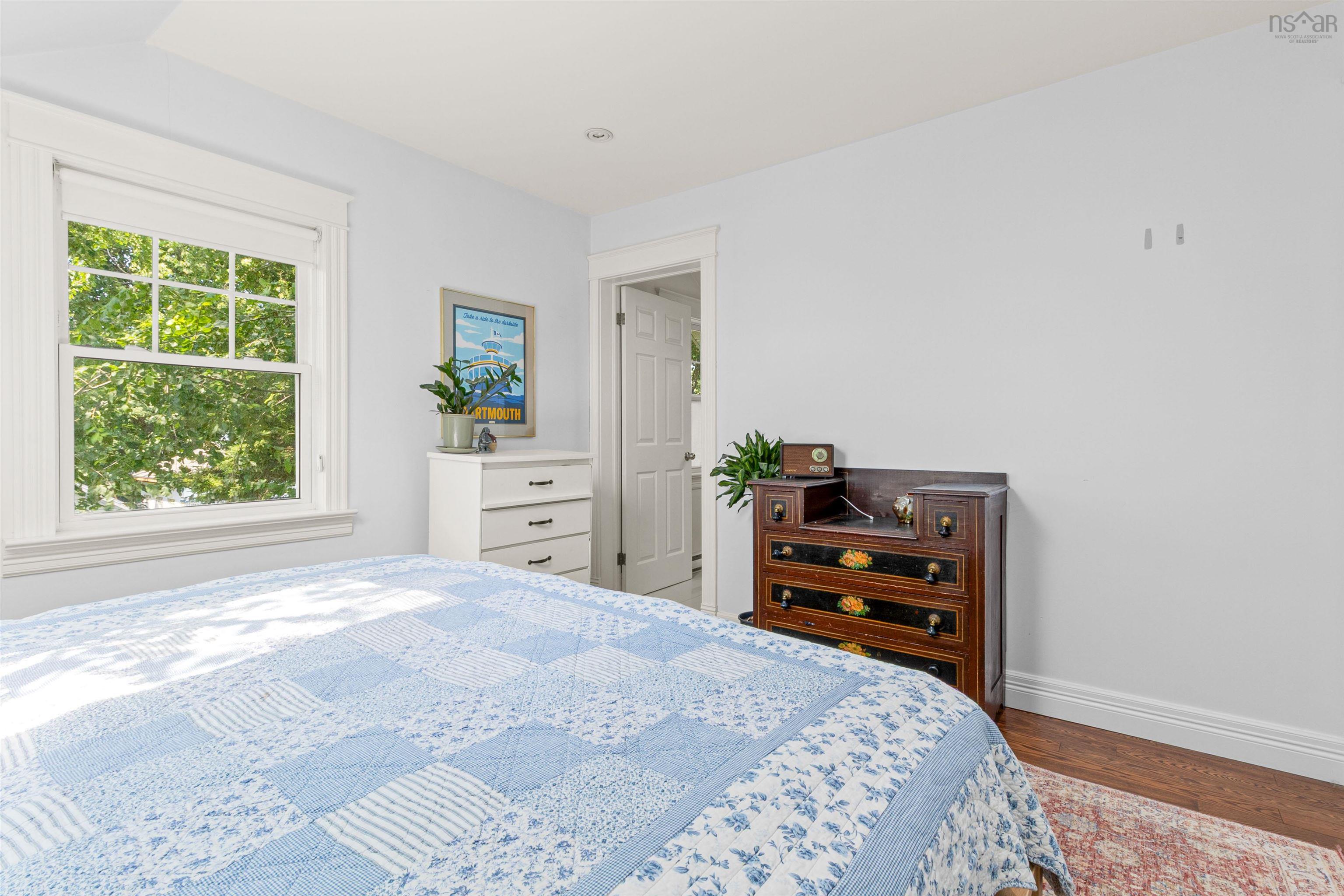 $574,900.00: 22 Brookside Avenue, Dartmouth