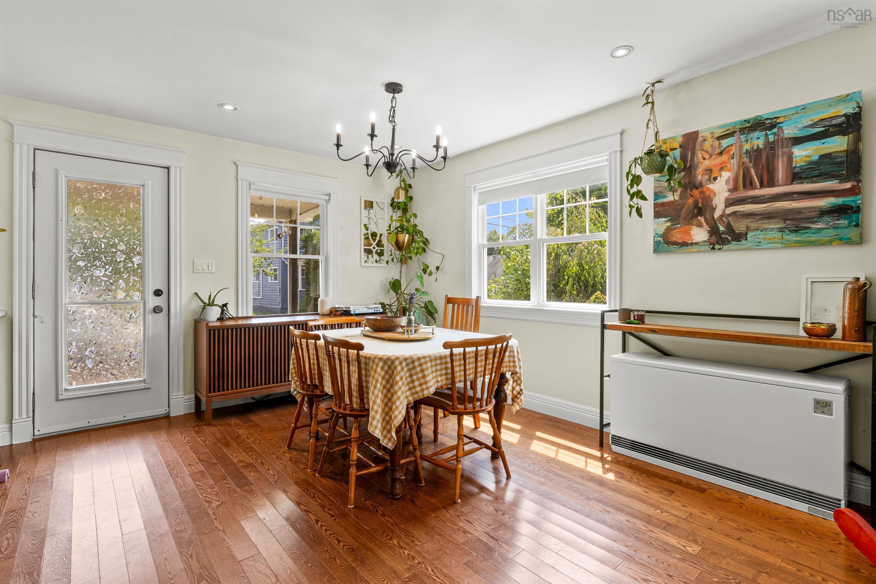 $574,900.00: 22 Brookside Avenue, Dartmouth