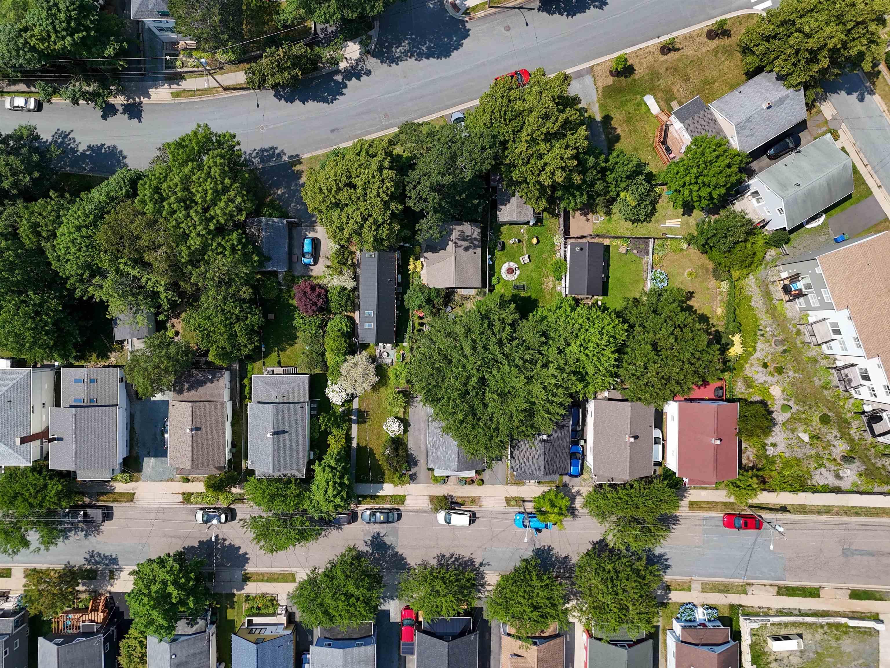 $574,900.00: 22 Brookside Avenue, Dartmouth