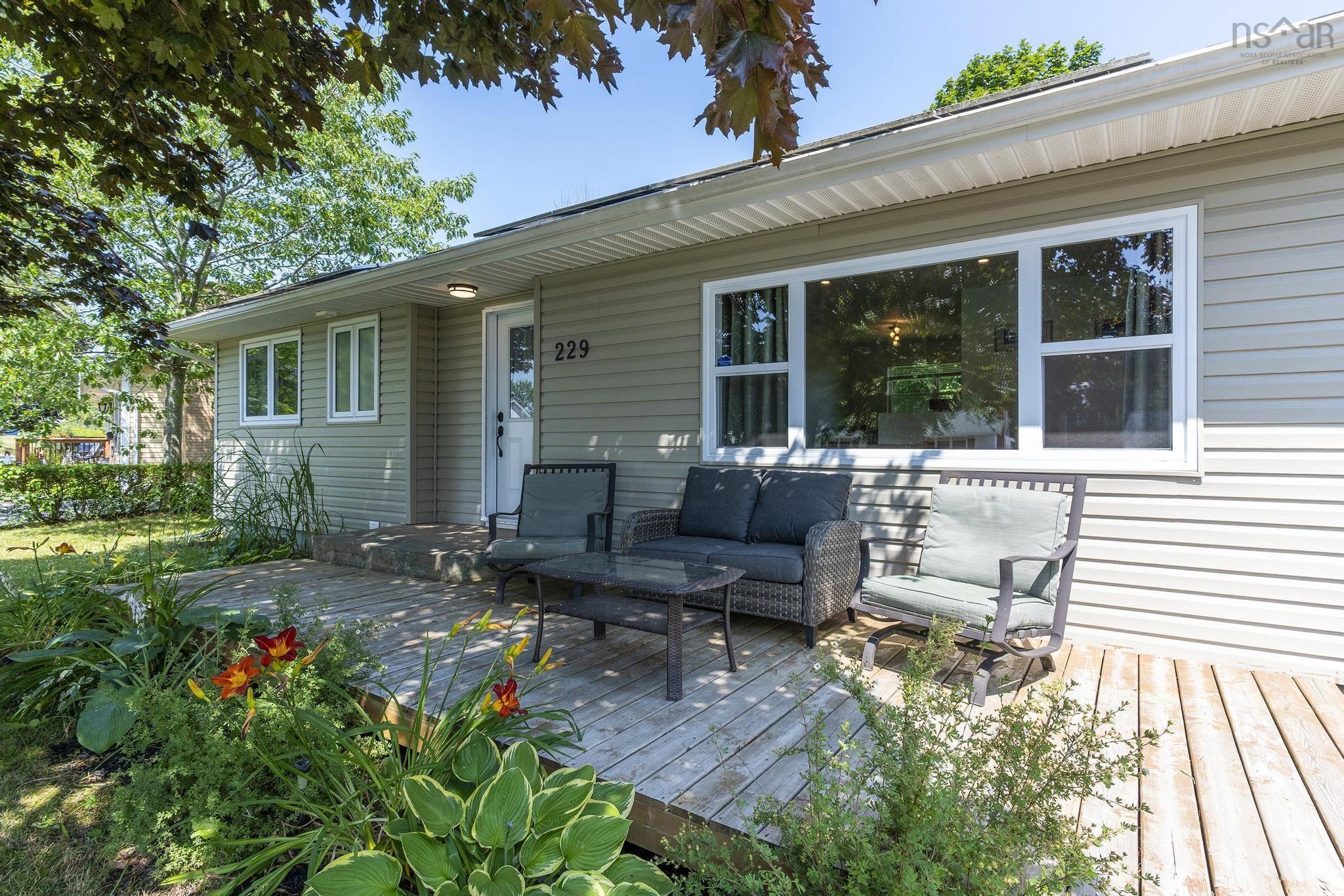 $549,900.00: 229 Kaye Street, Lower Sackville