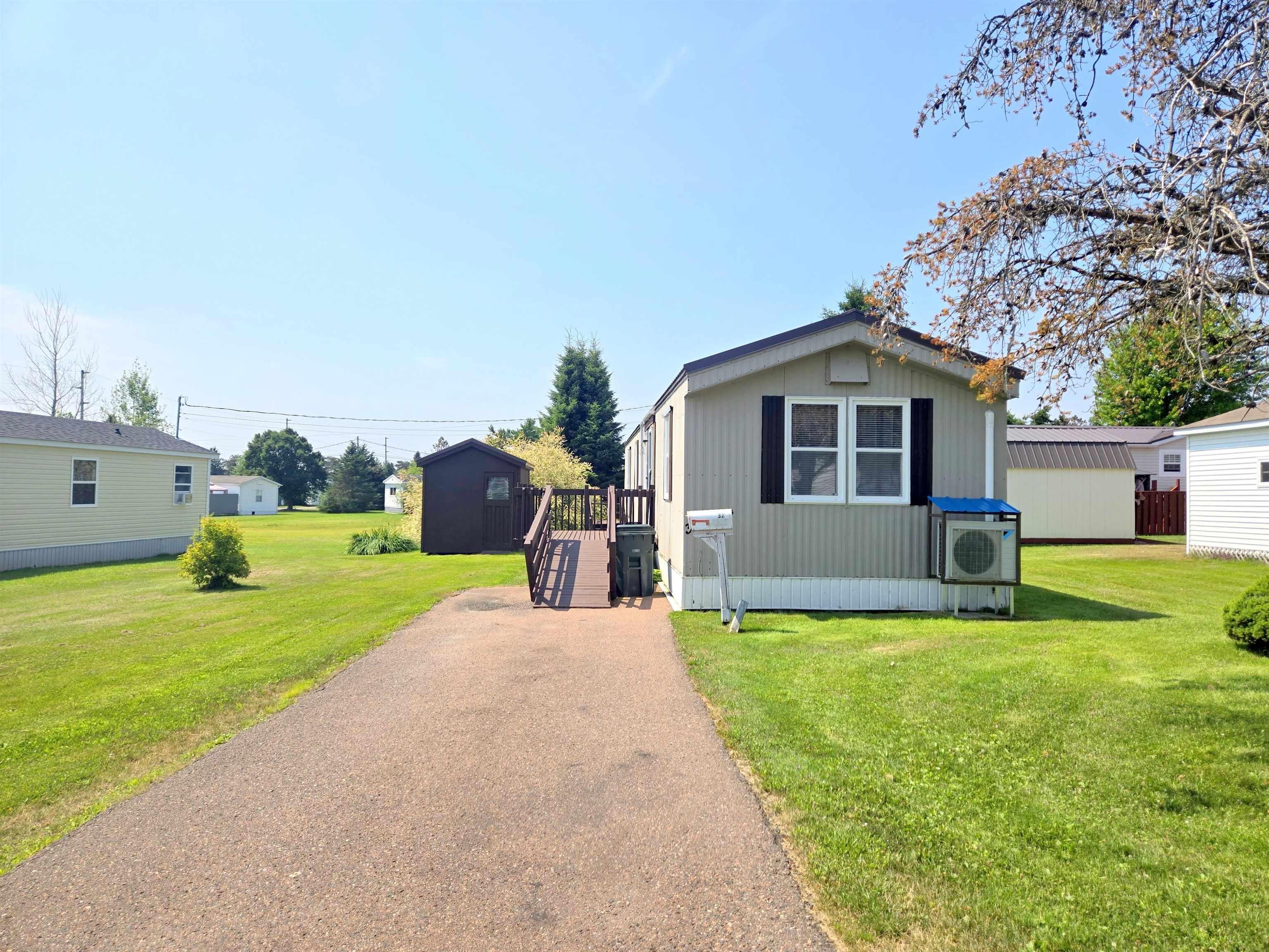 $139,900.00: 32 Lorne Crescent, Amherst