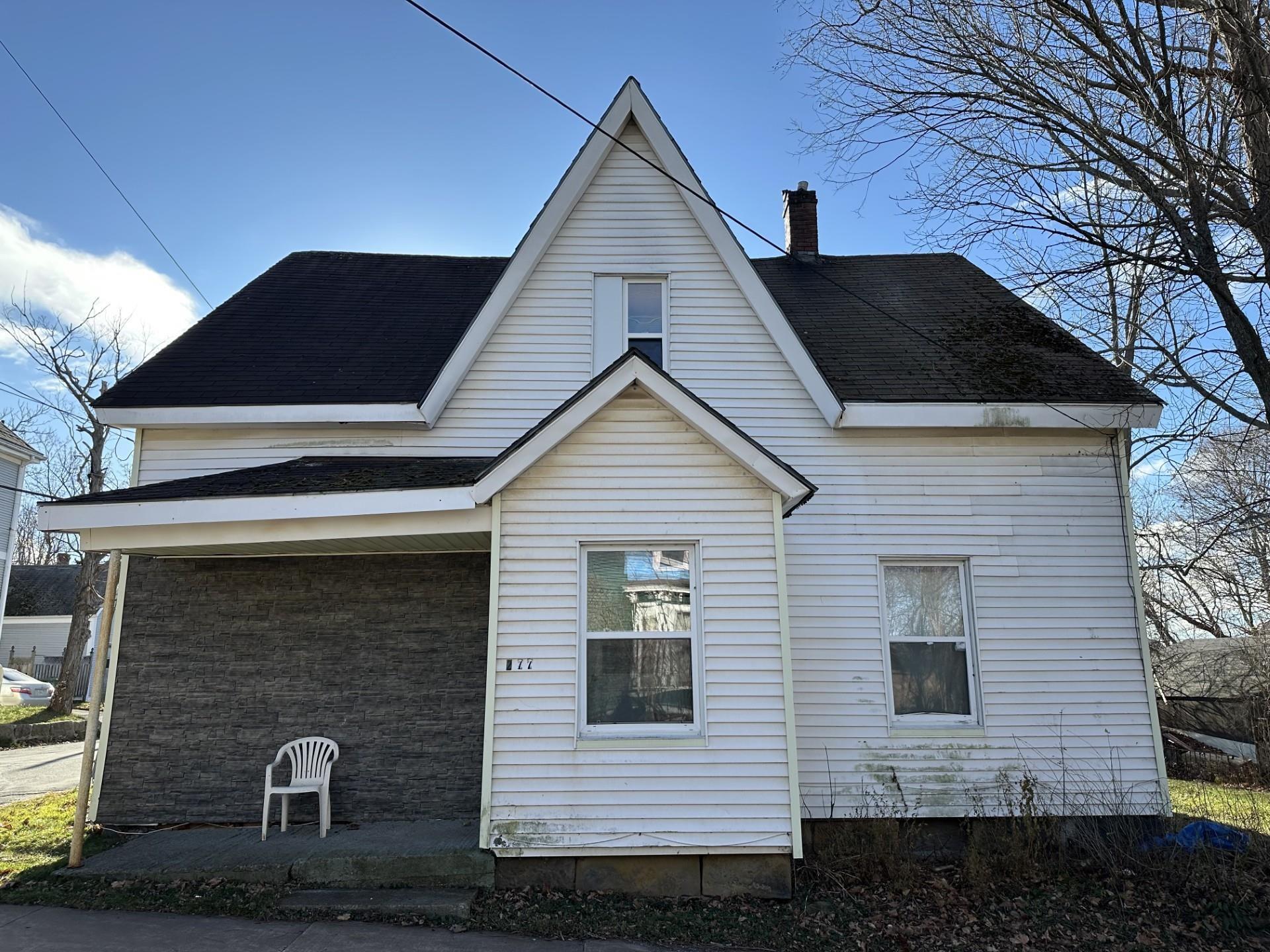 $239,900.00: 277 MacLean Street, New Glasgow