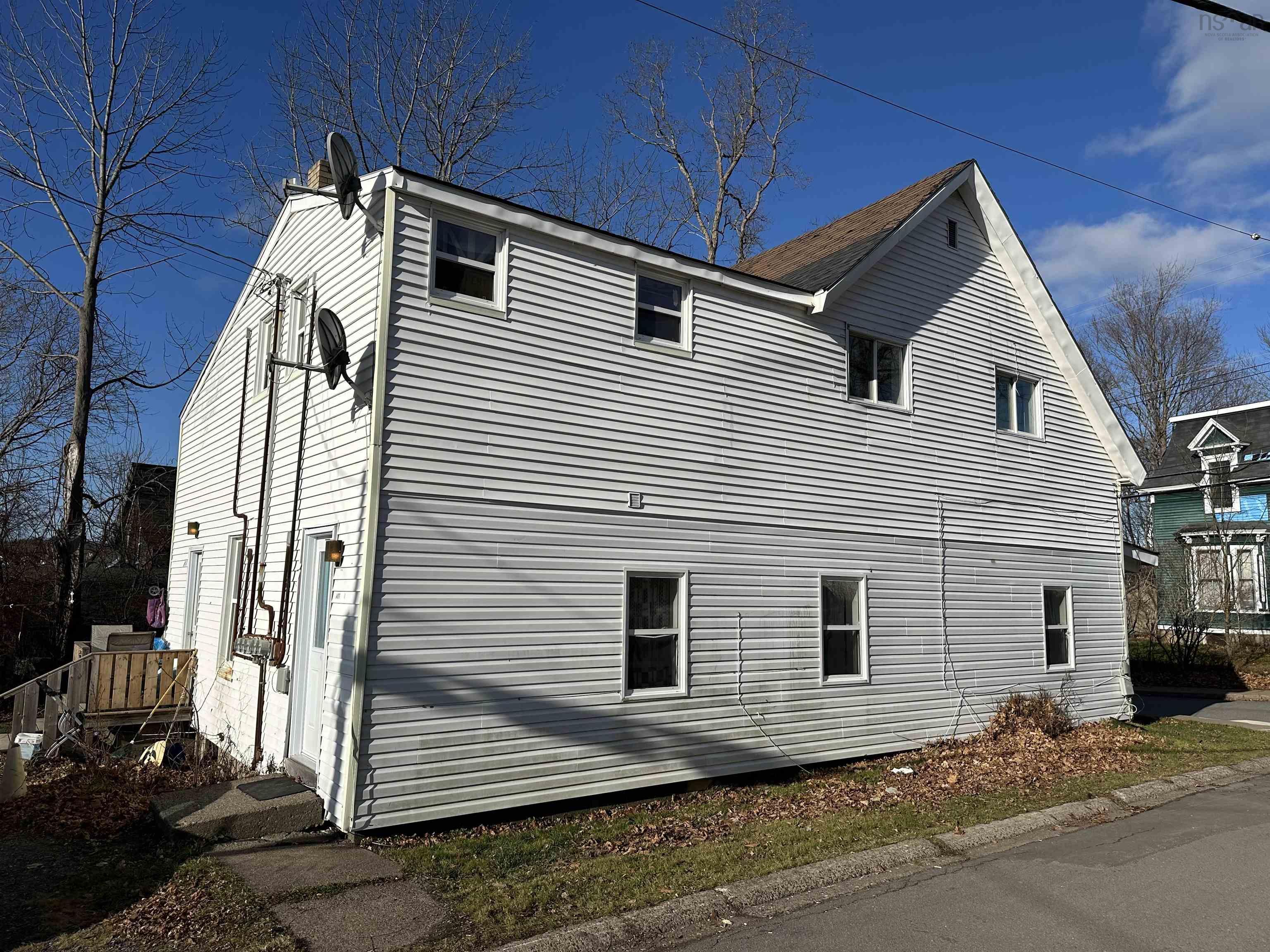 $239,900.00: 277 MacLean Street, New Glasgow