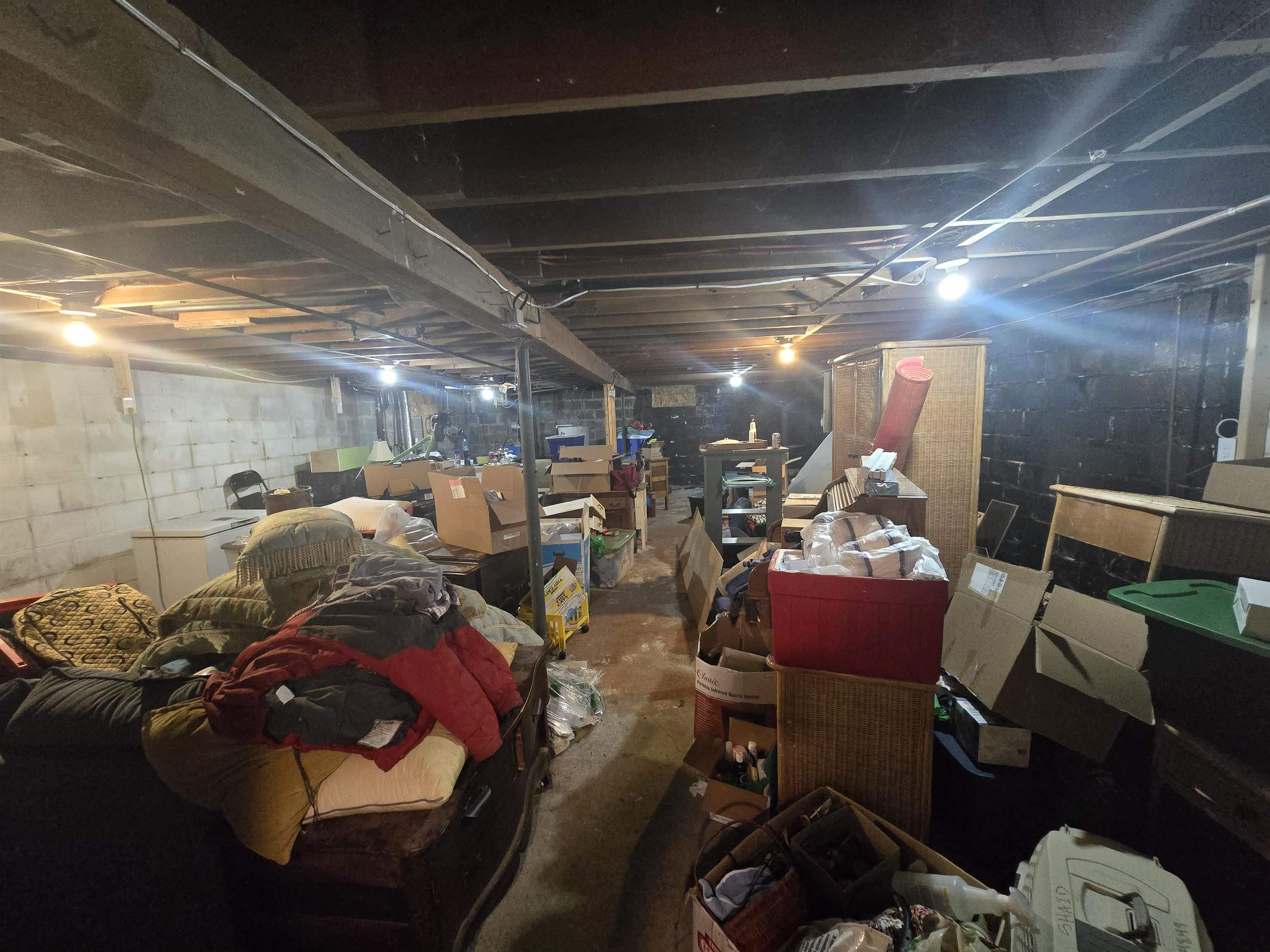 $259,900.00: 19 River Road, Milton