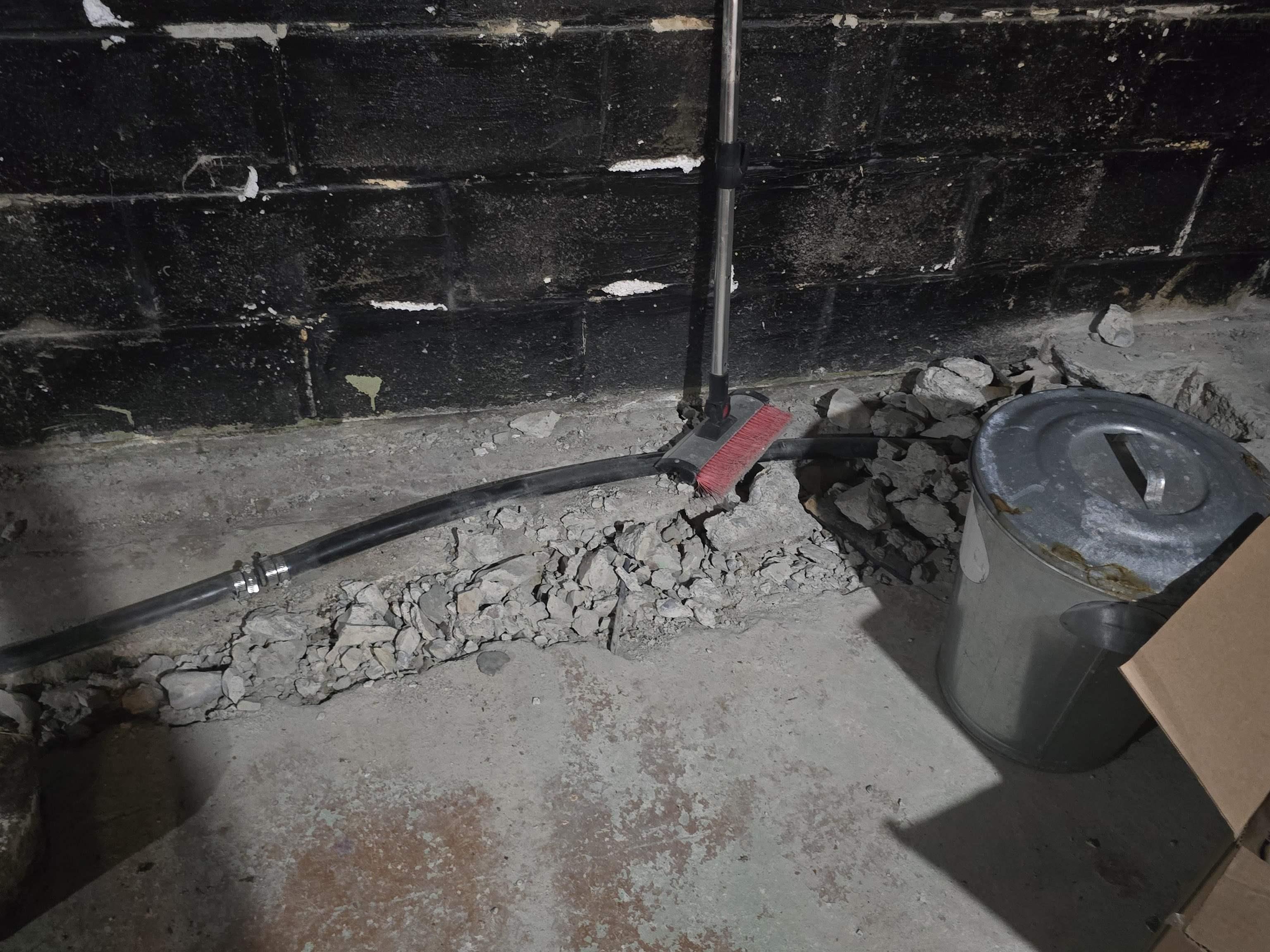 $259,900.00: 19 River Road, Milton