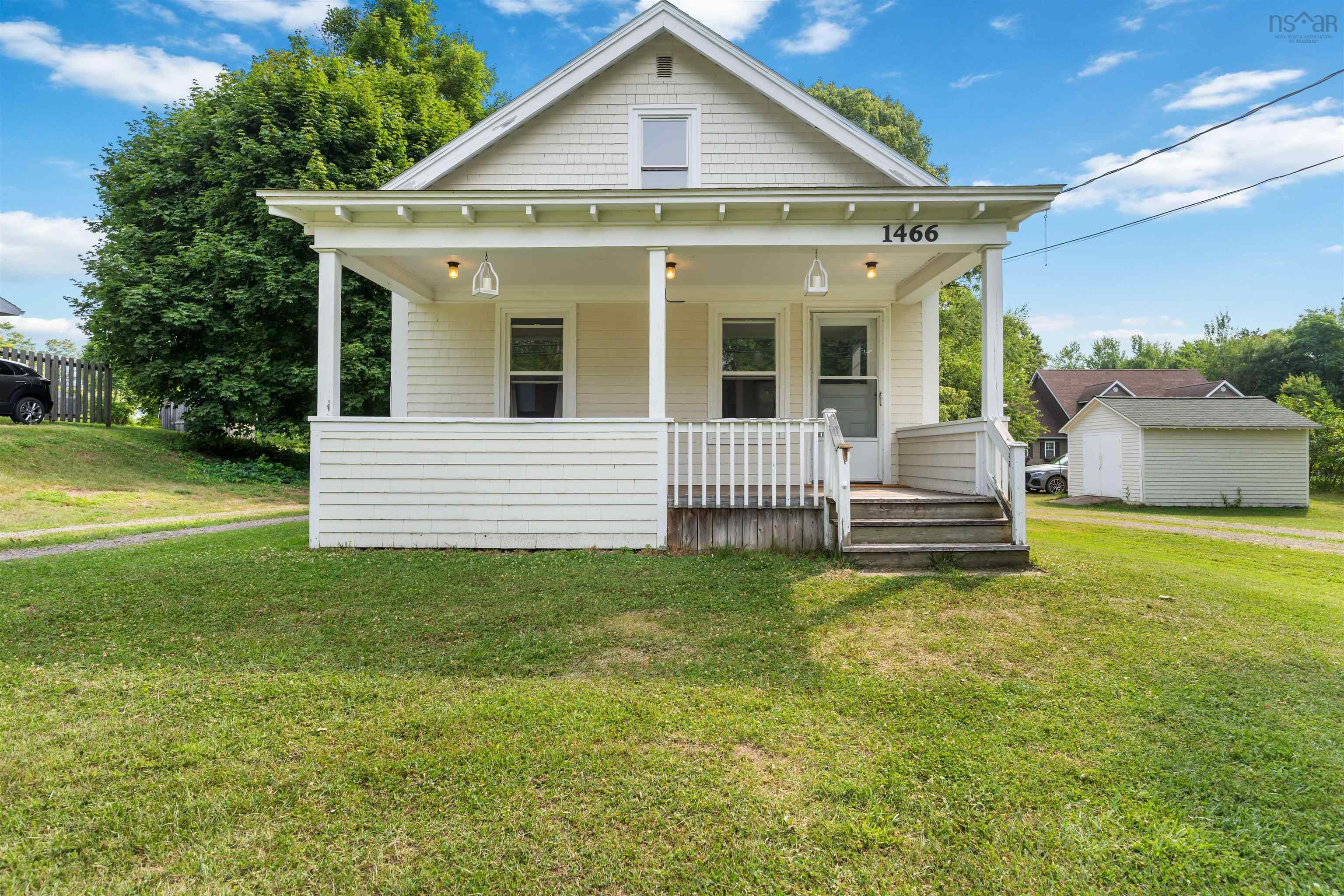 $333,333.00: 1466 Bridge Street, Kingston