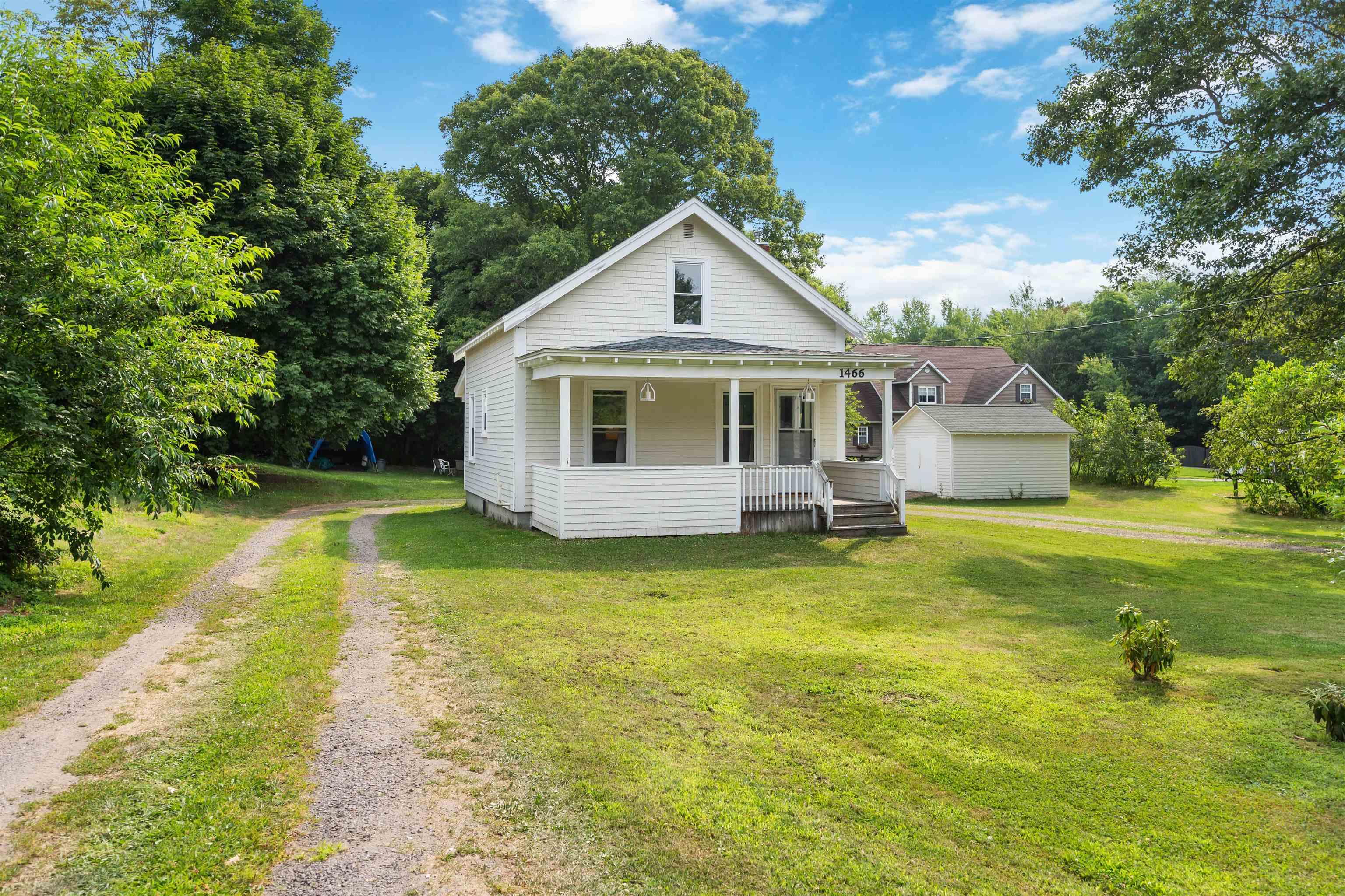 $333,333.00: 1466 Bridge Street, Kingston