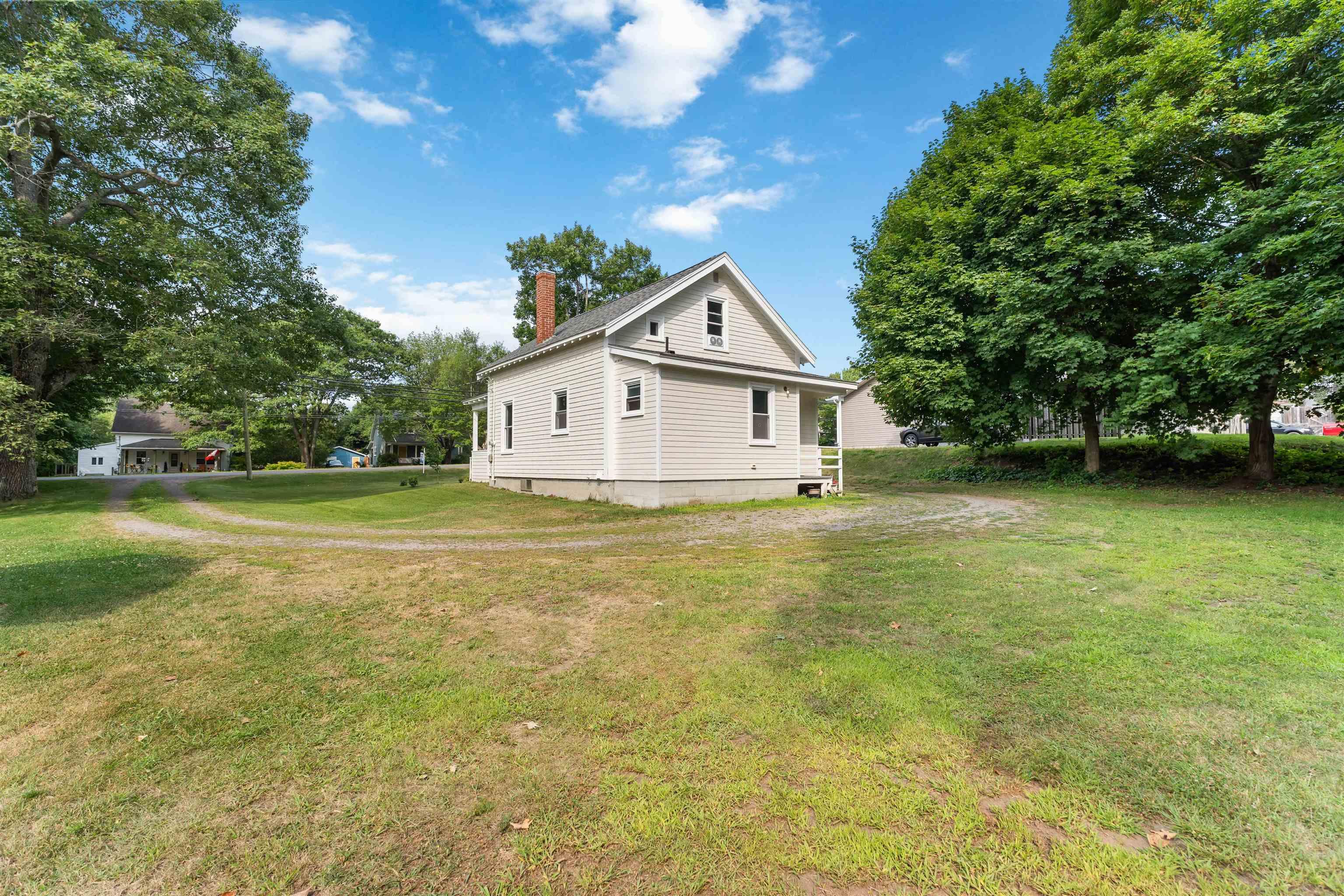 $333,333.00: 1466 Bridge Street, Kingston