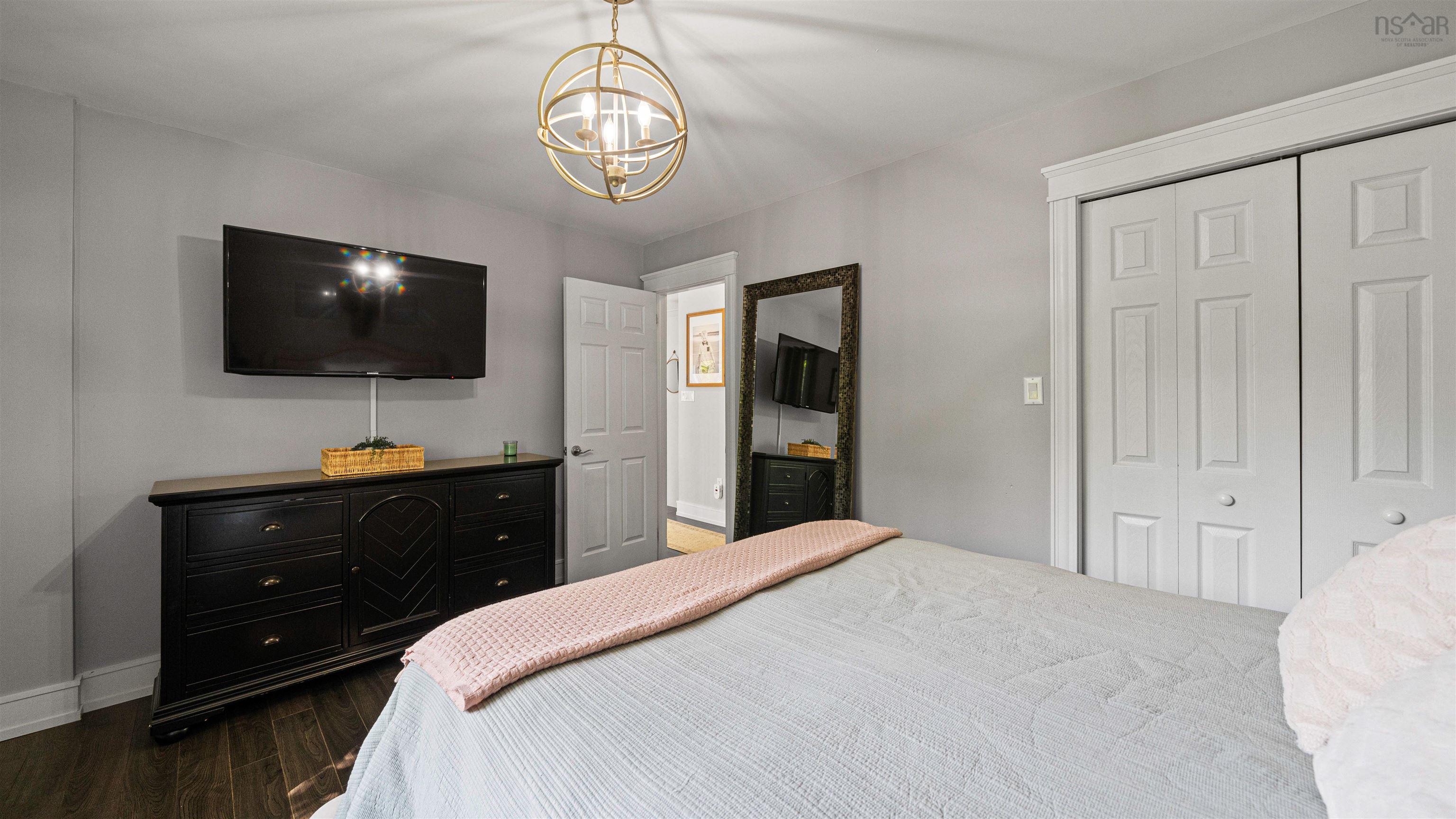 $599,900.00: 6 Norman Boulevard, Hammonds Plains