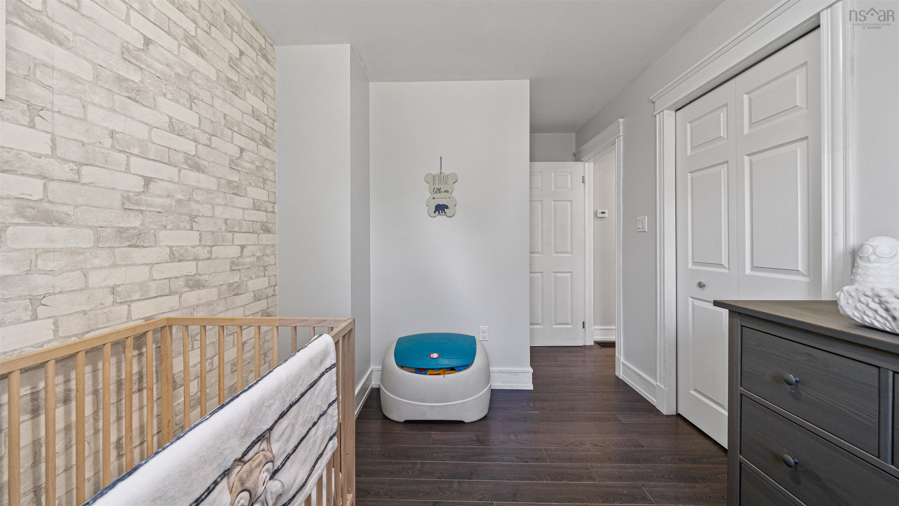 $599,900.00: 6 Norman Boulevard, Hammonds Plains