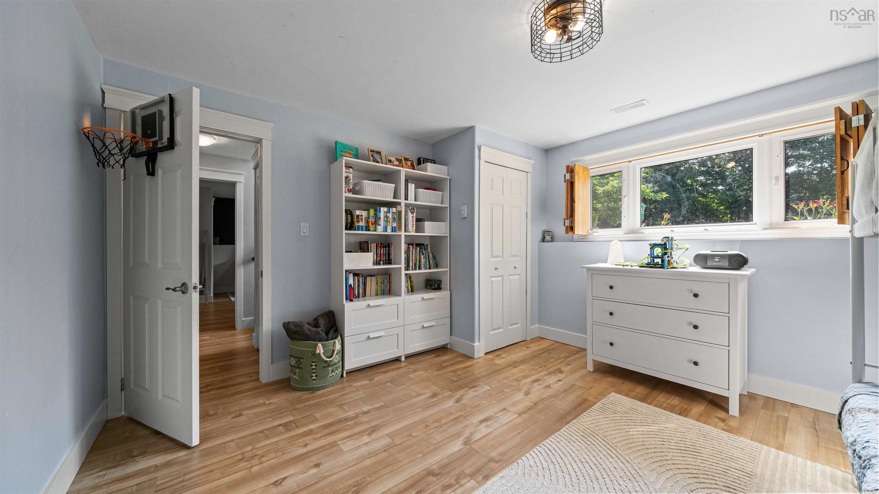 $599,900.00: 6 Norman Boulevard, Hammonds Plains