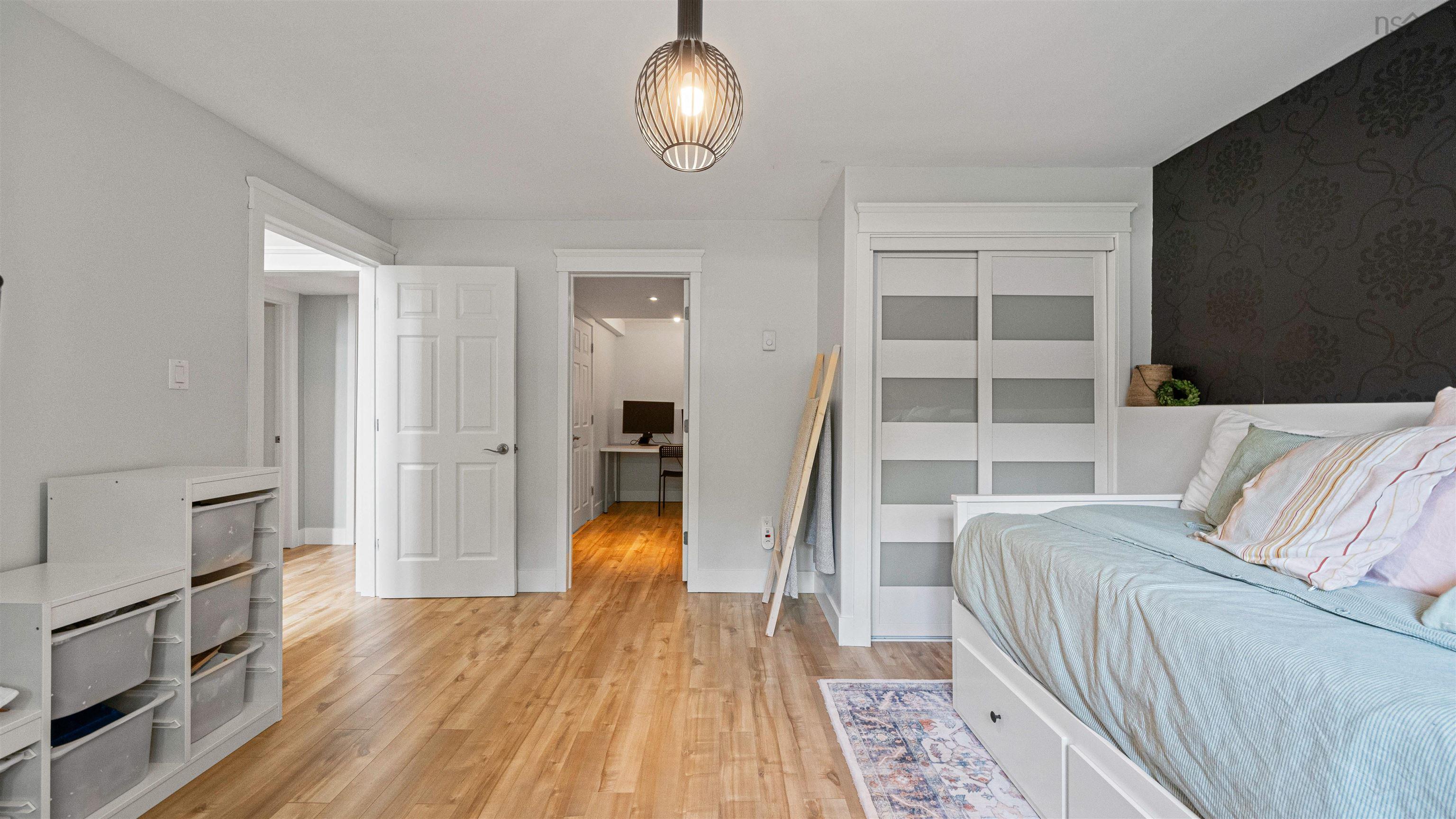 $599,900.00: 6 Norman Boulevard, Hammonds Plains
