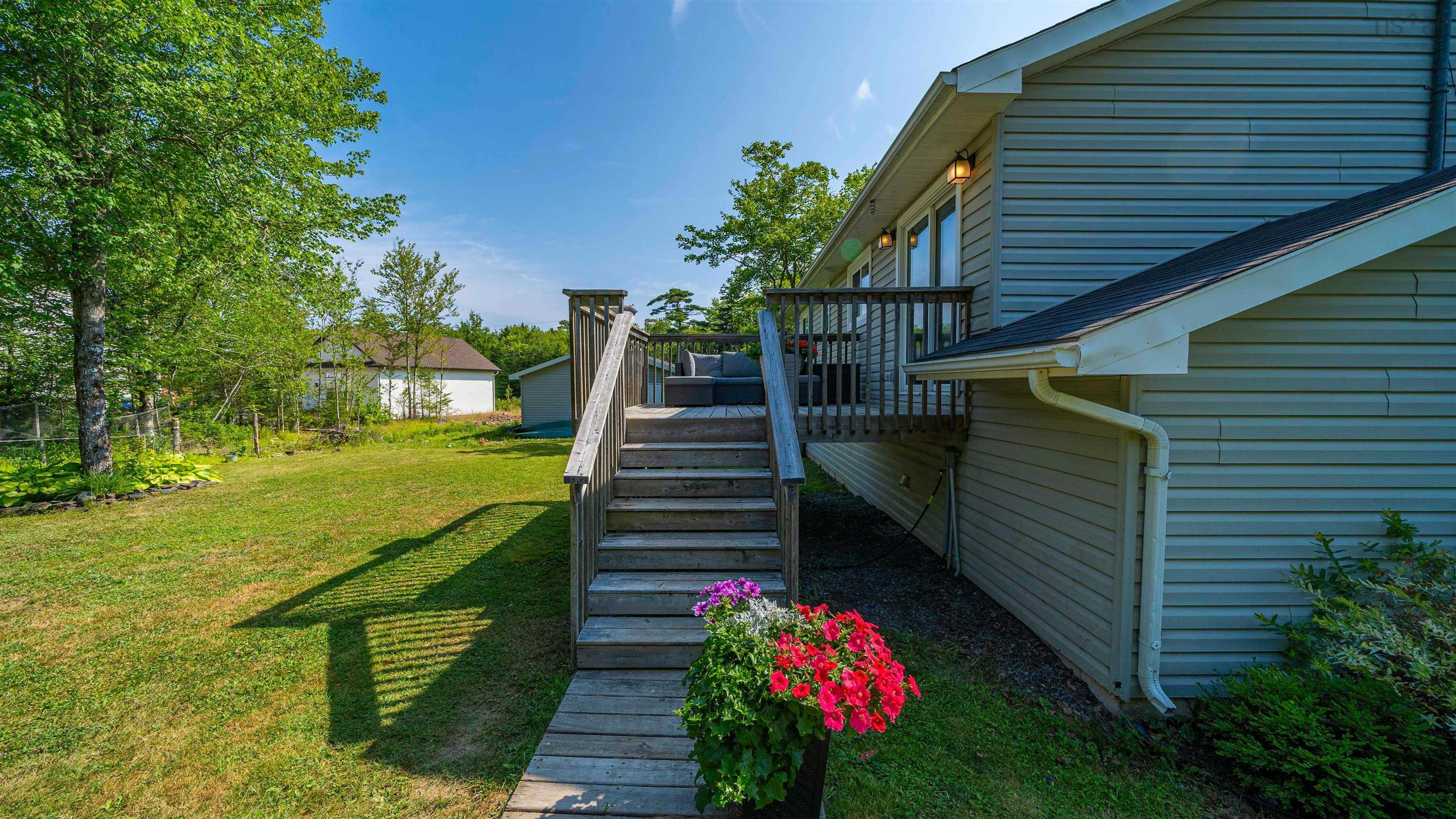 $599,900.00: 6 Norman Boulevard, Hammonds Plains