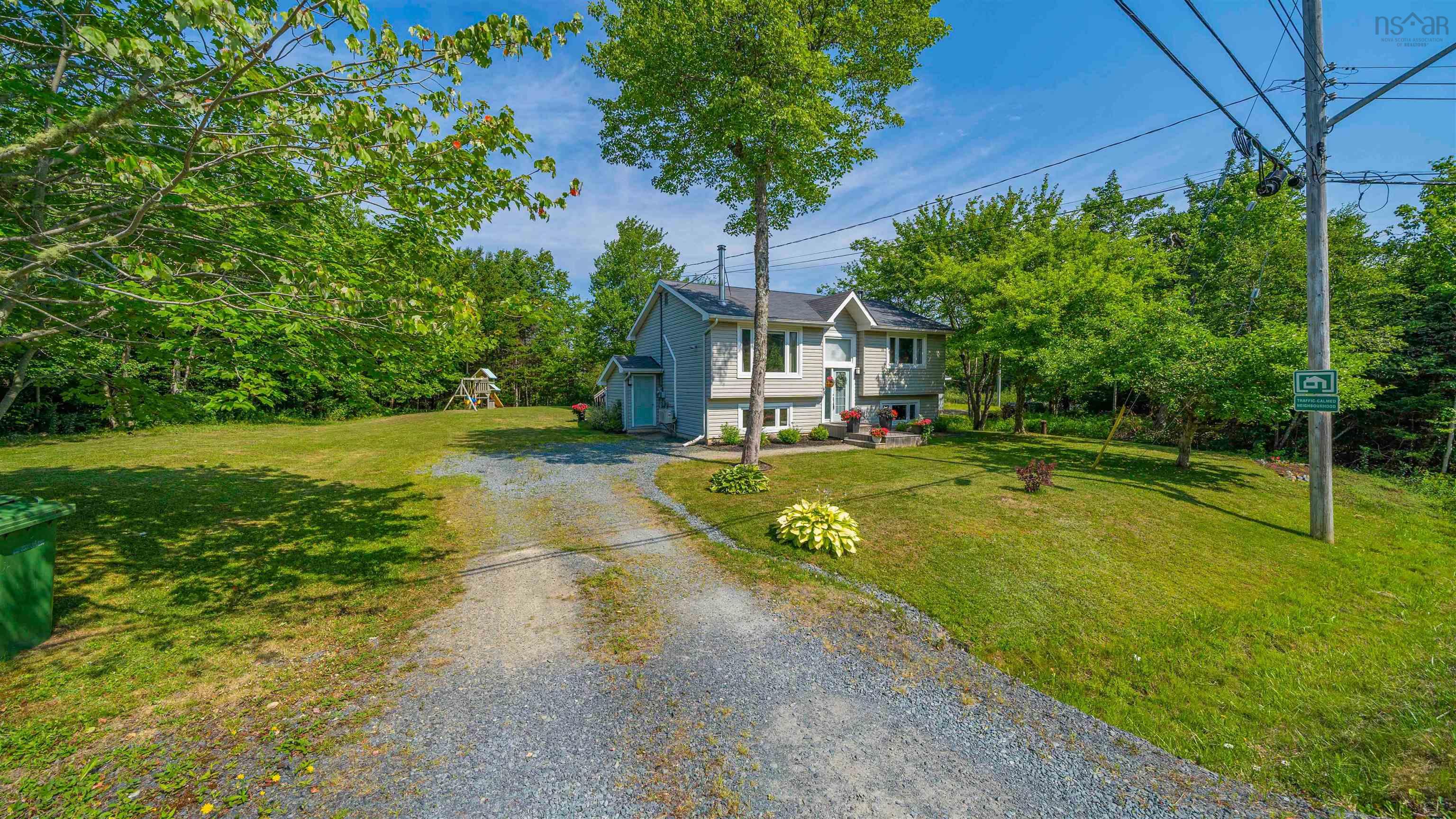 $599,900.00: 6 Norman Boulevard, Hammonds Plains