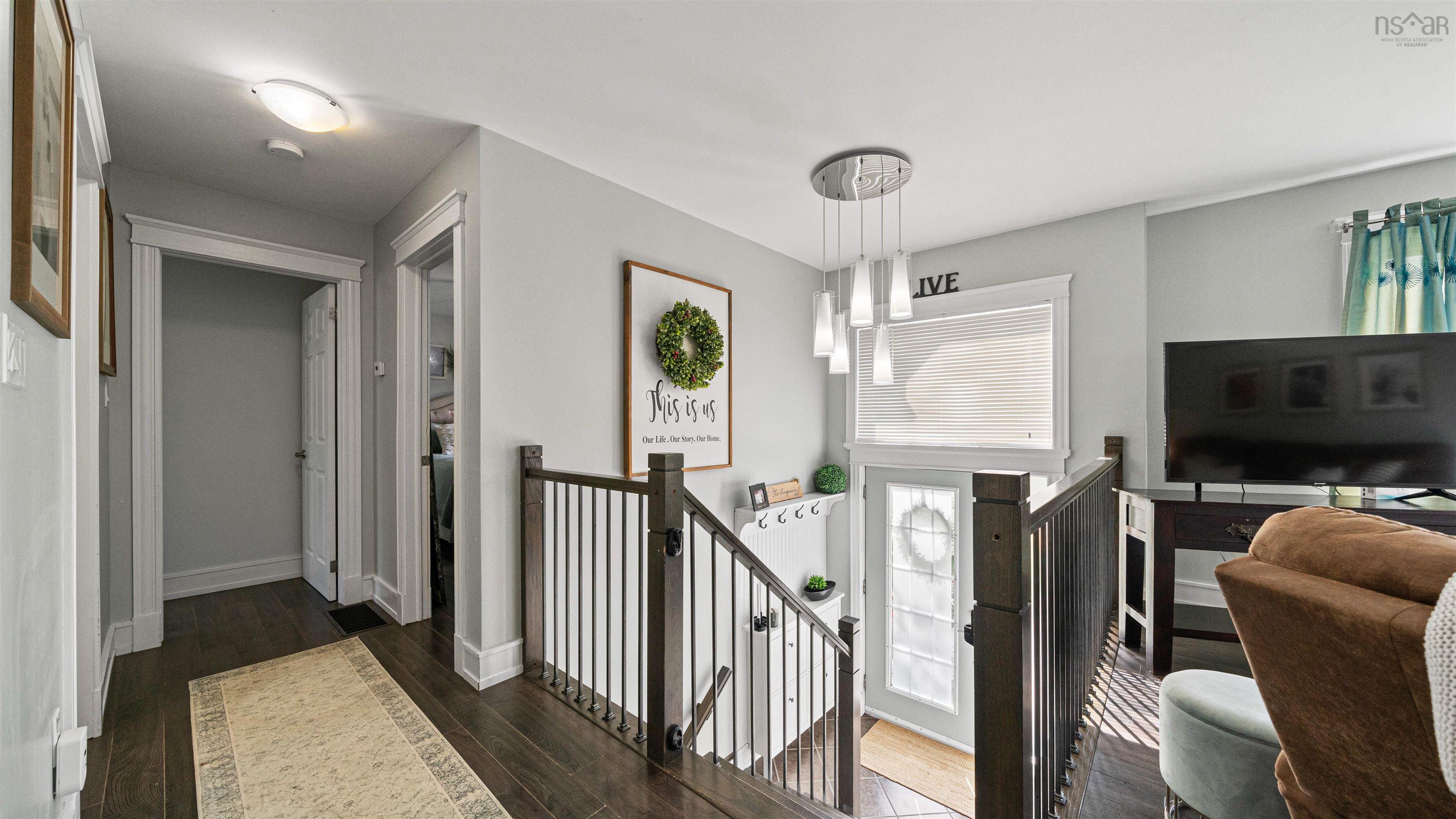 $599,900.00: 6 Norman Boulevard, Hammonds Plains