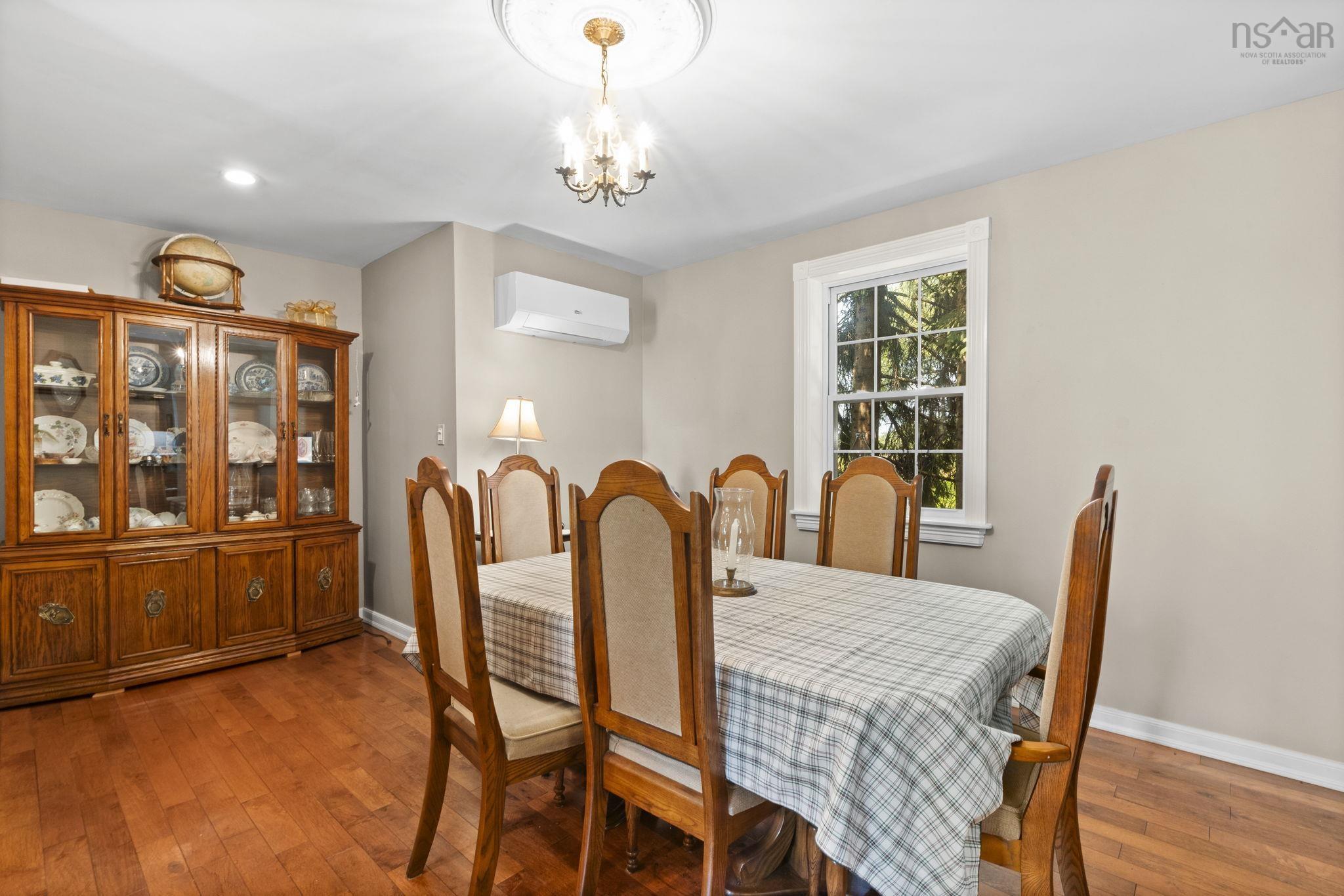 $379,900.00: 1001 BROOKLYN Street, North Kingston
