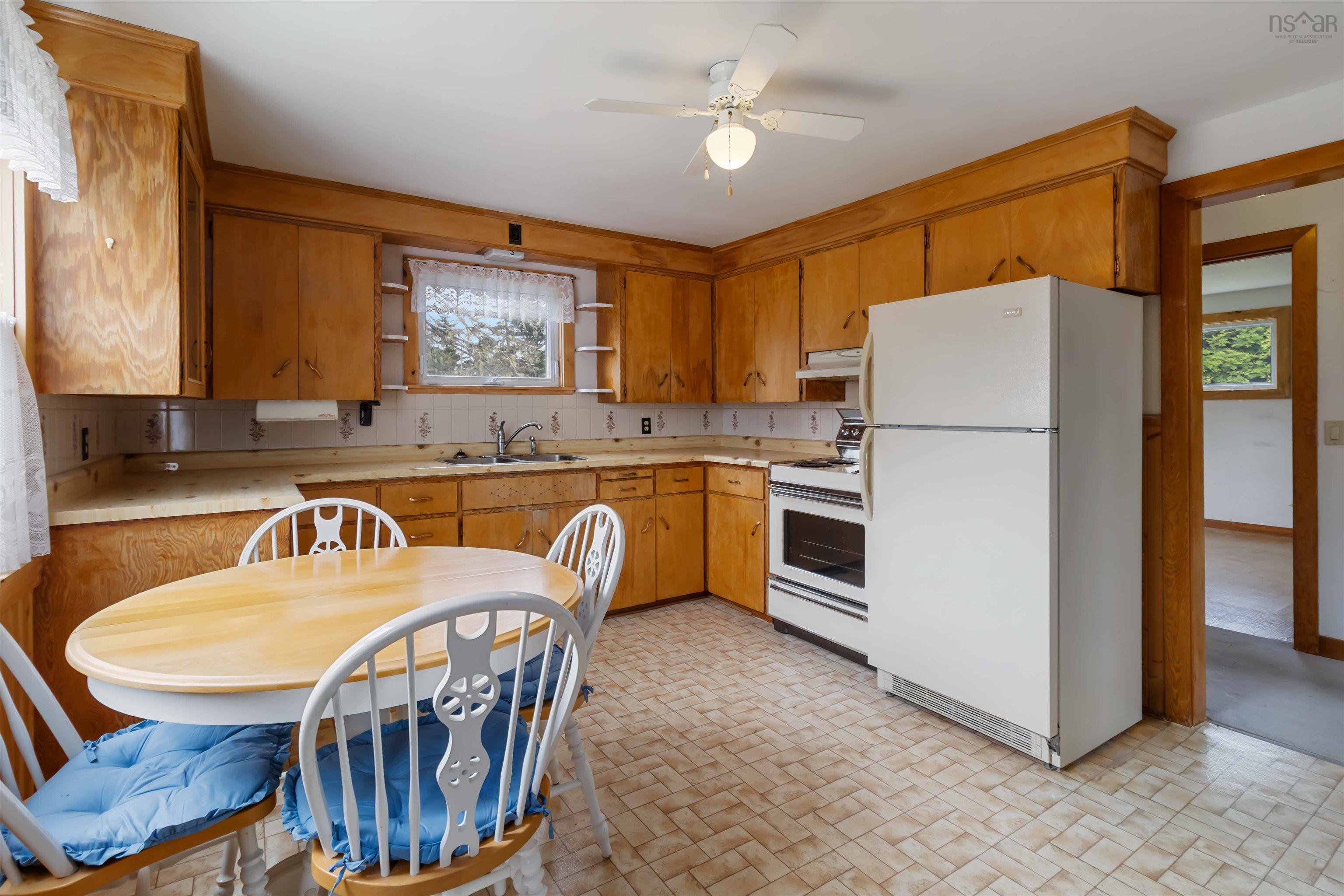 $275,000.00: 1620 Ostrea Lake Road, Musquodoboit Harbour