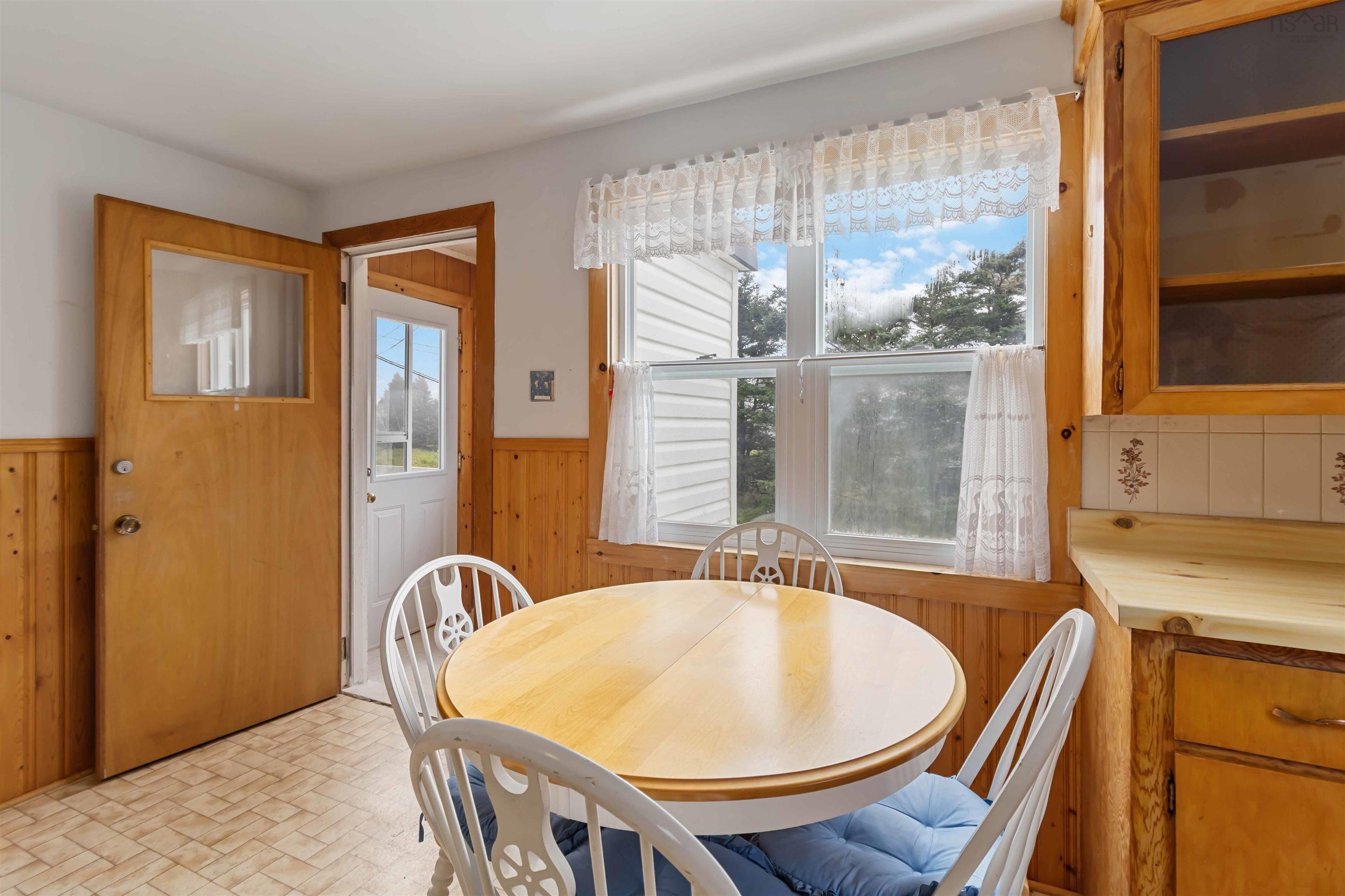 $275,000.00: 1620 Ostrea Lake Road, Musquodoboit Harbour