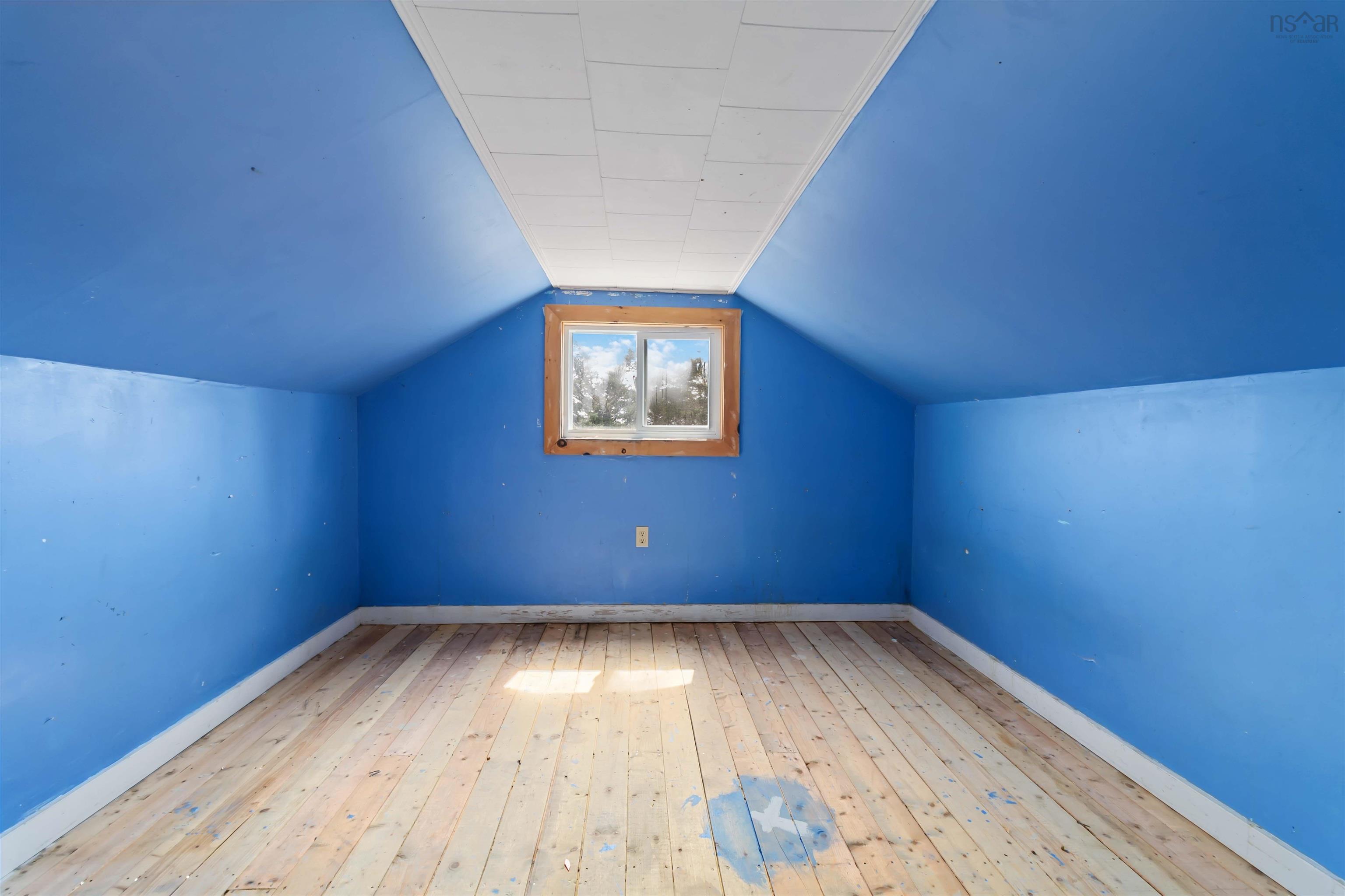 $275,000.00: 1620 Ostrea Lake Road, Musquodoboit Harbour