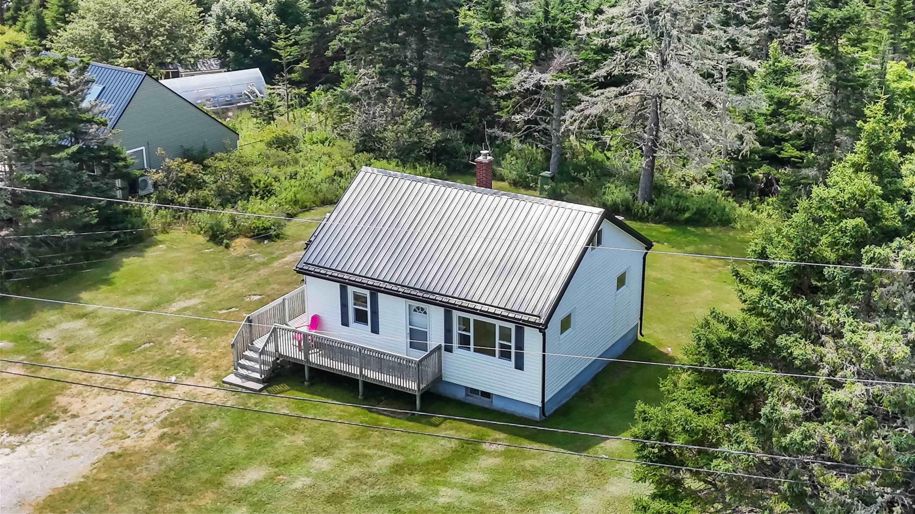 $275,000.00: 1620 Ostrea Lake Road, Musquodoboit Harbour