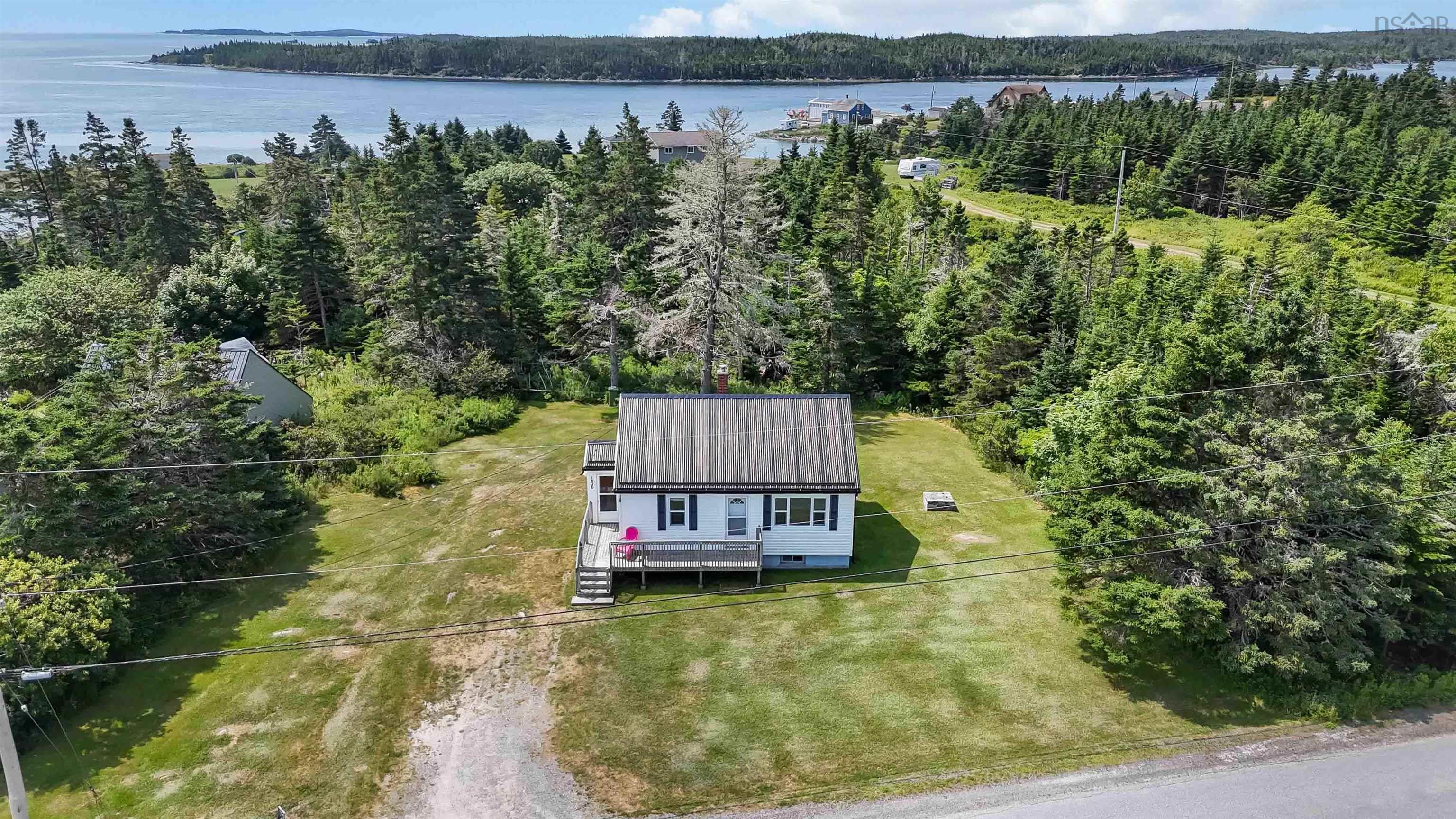 $275,000.00: 1620 Ostrea Lake Road, Musquodoboit Harbour