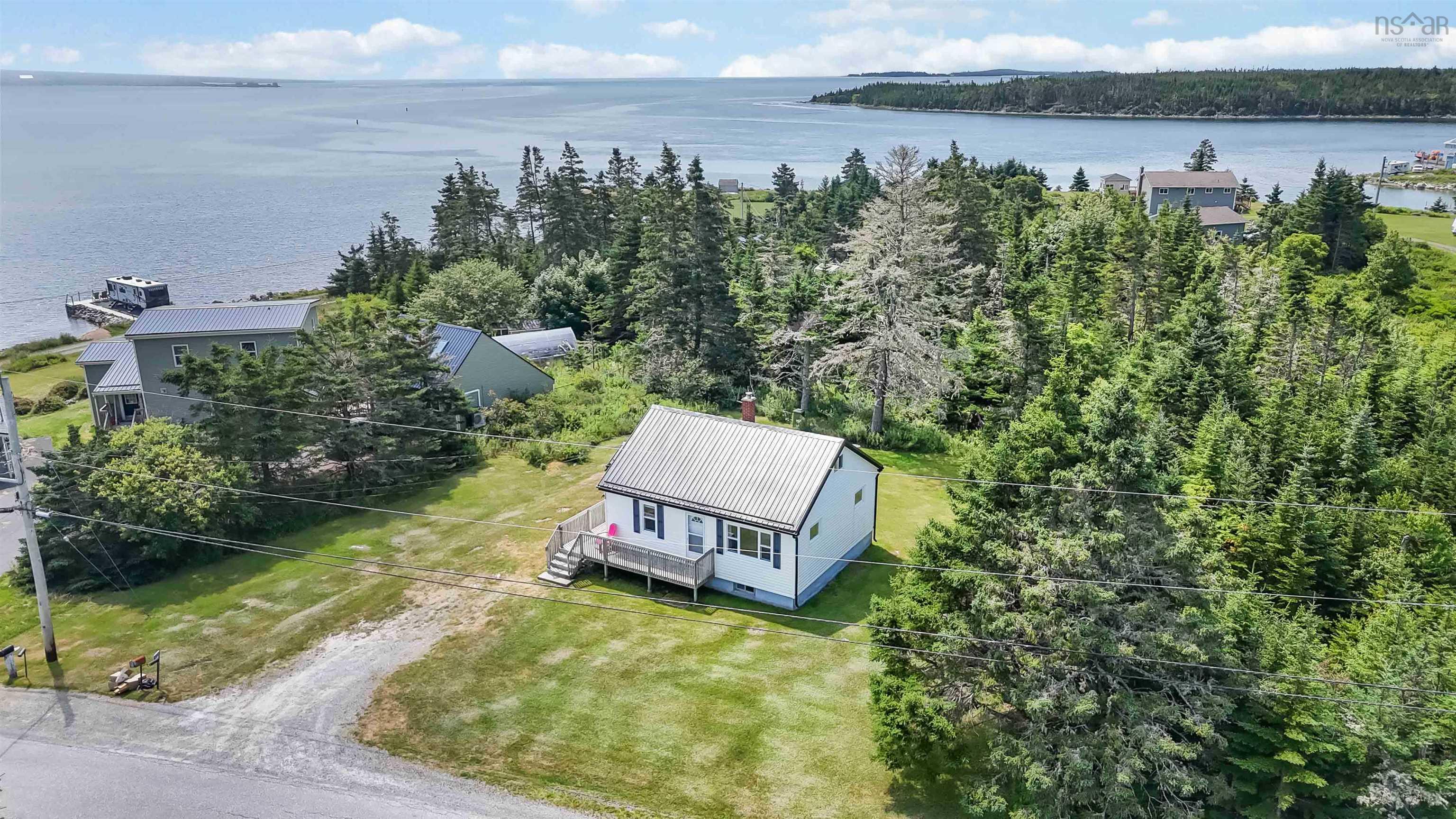 $275,000.00: 1620 Ostrea Lake Road, Musquodoboit Harbour