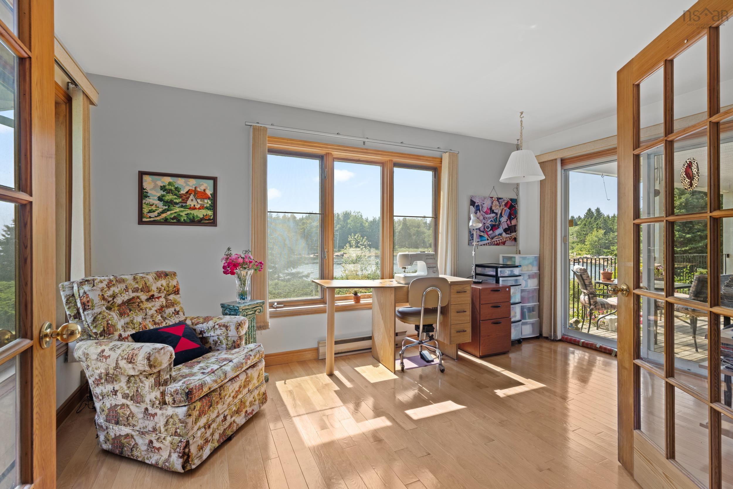 $1,350,000.00: 7239 Highway 329, East River Point