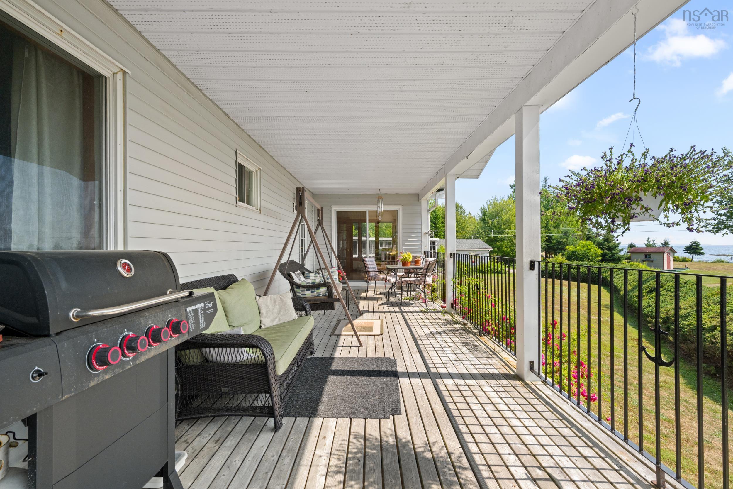 $1,350,000.00: 7239 Highway 329, East River Point