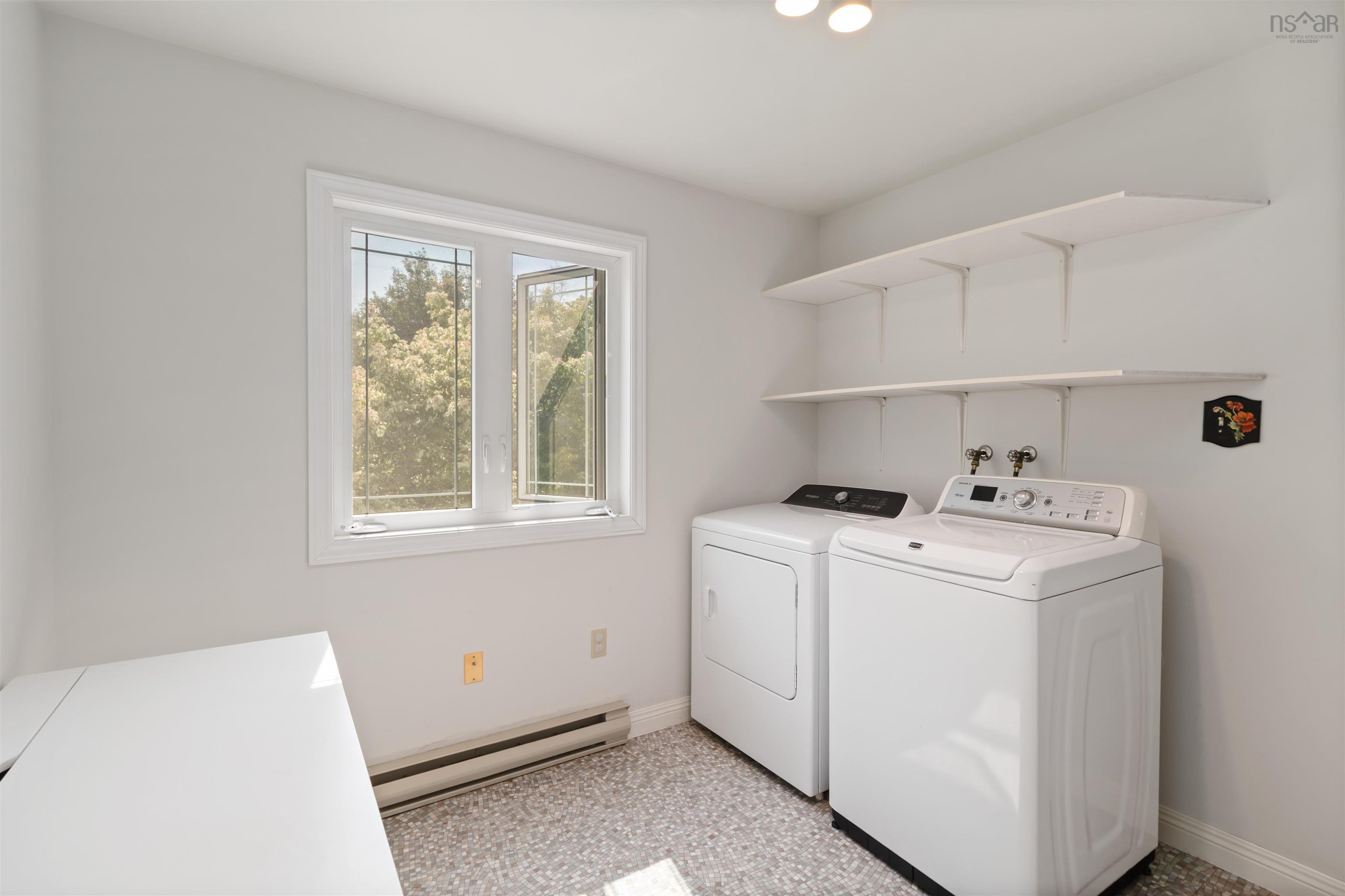 $424,900.00: 211 Greenwood Avenue, Timberlea
