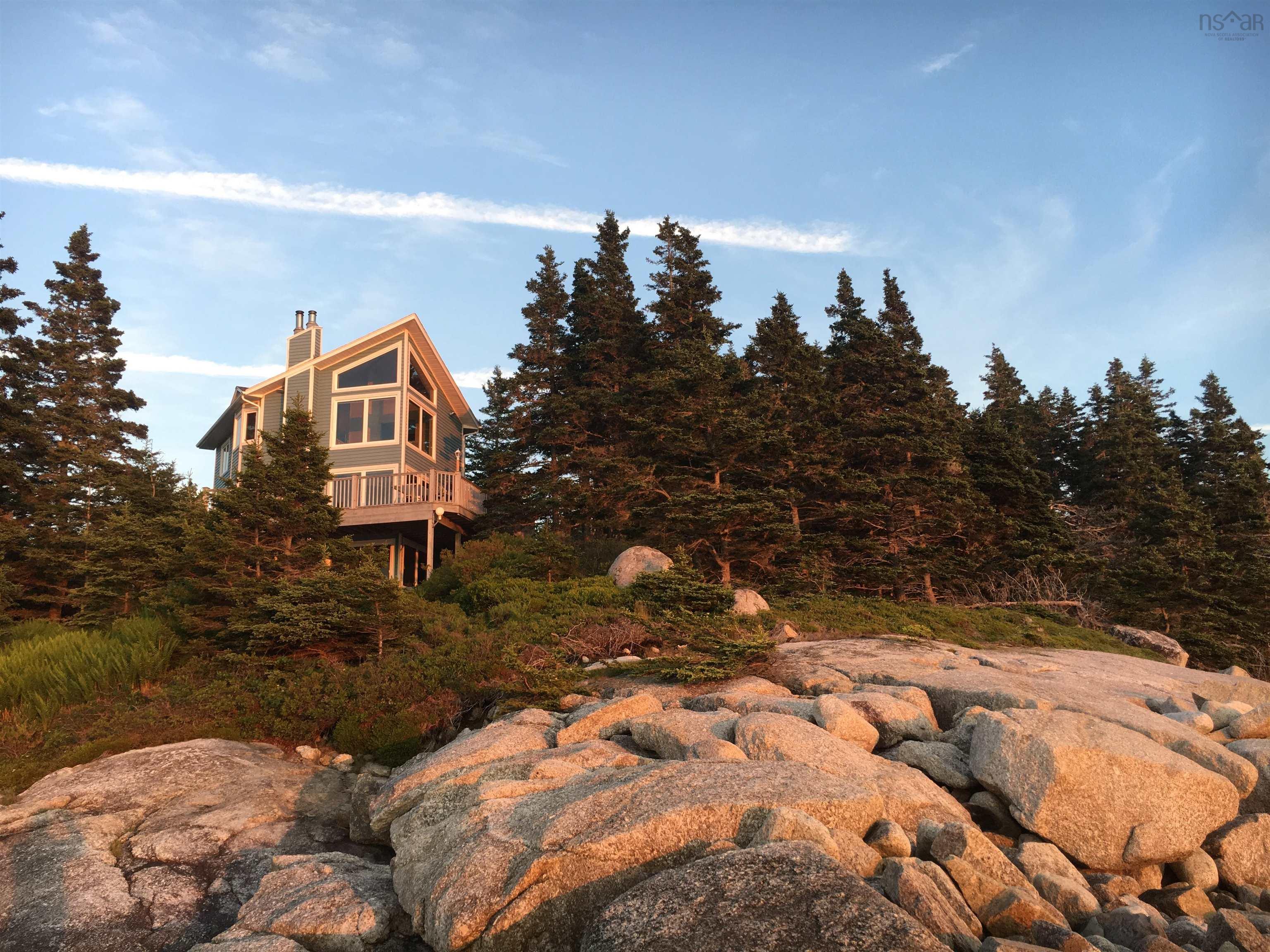 $950,000.00: 5 Black Point Drive, Blind Bay