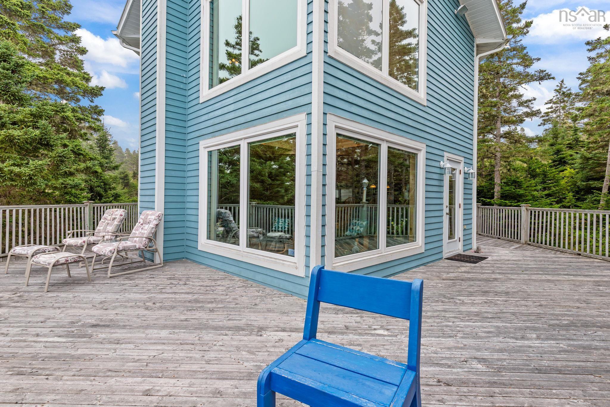 $950,000.00: 5 Black Point Drive, Blind Bay