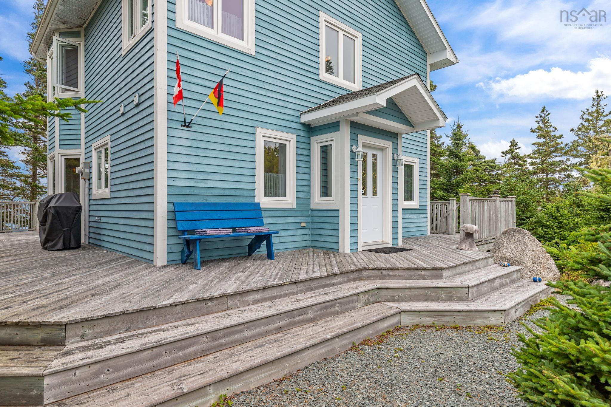 $950,000.00: 5 Black Point Drive, Blind Bay