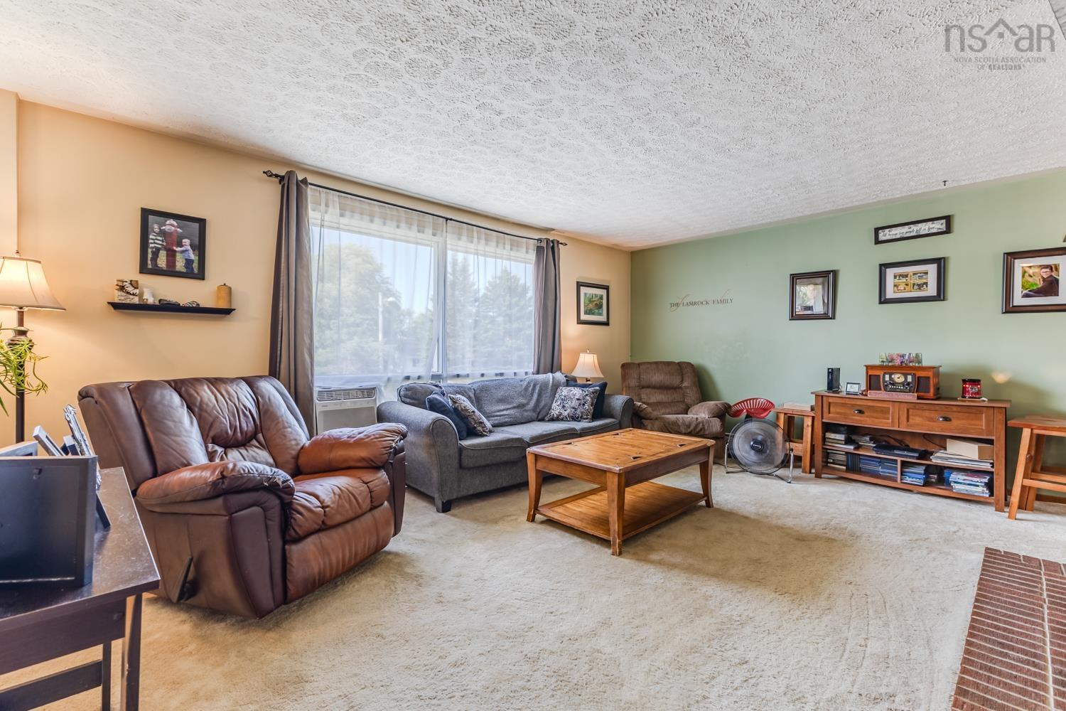 $325,000.00: 42 Edgewood Dr, Truro