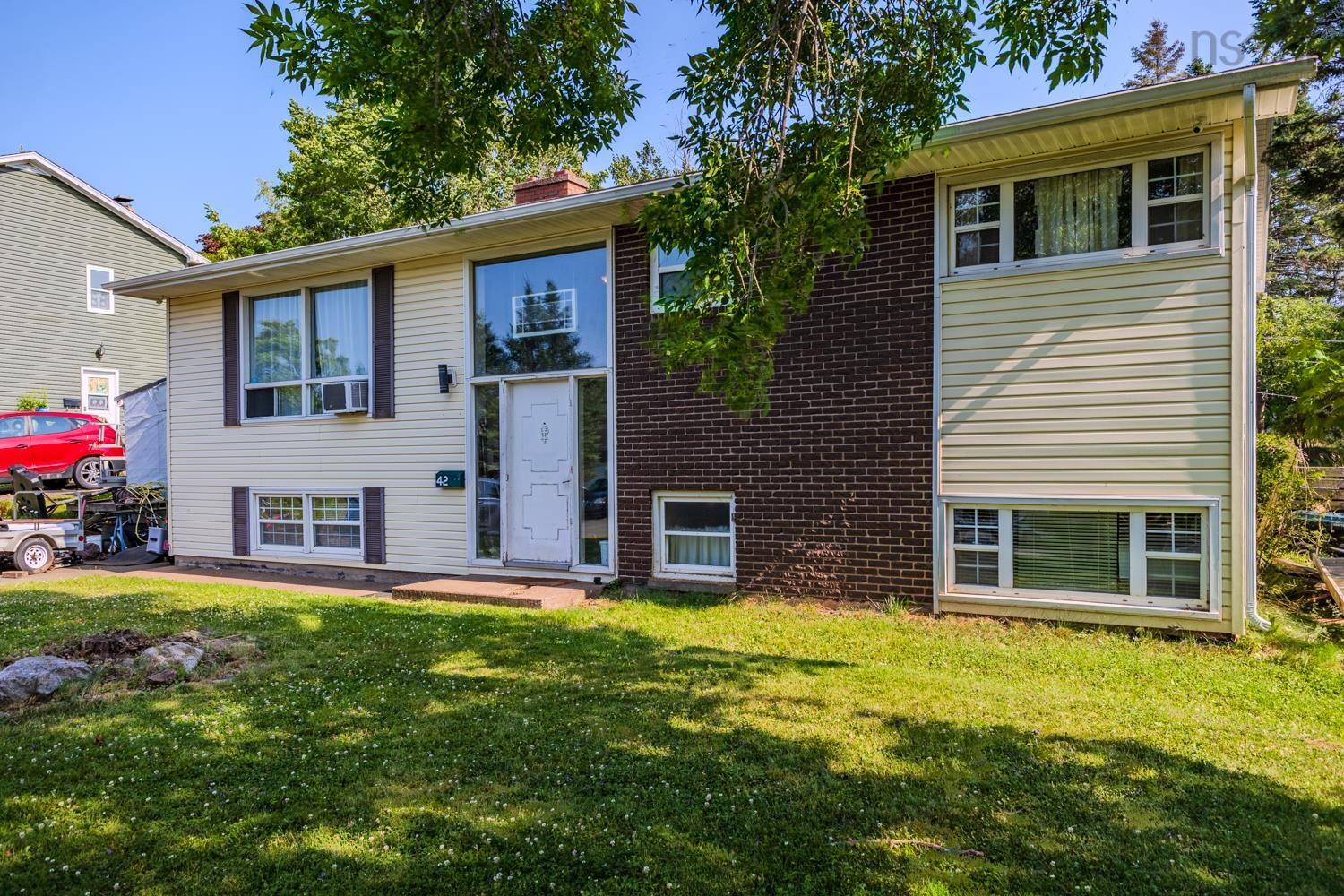 $325,000.00: 42 Edgewood Dr, Truro