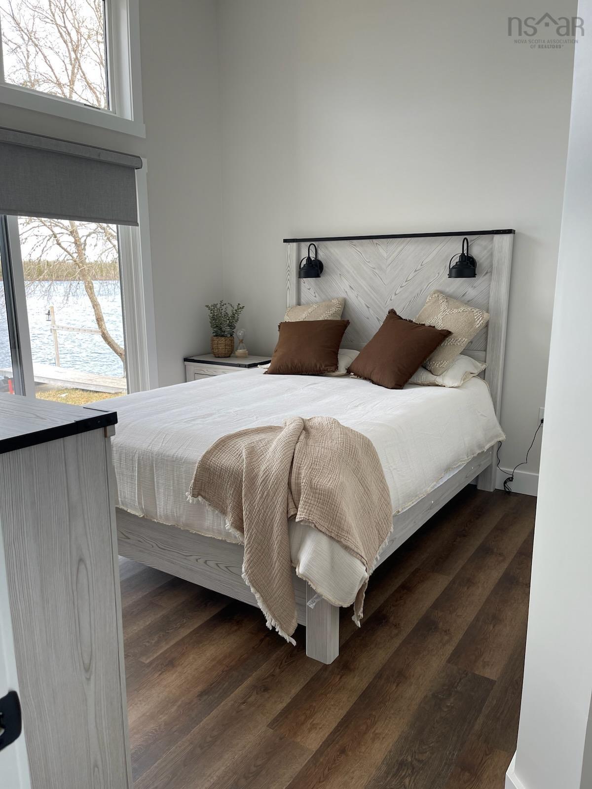 $499,000.00: #5 87 old orchard lane Beaverdam lake, Beaver Dam