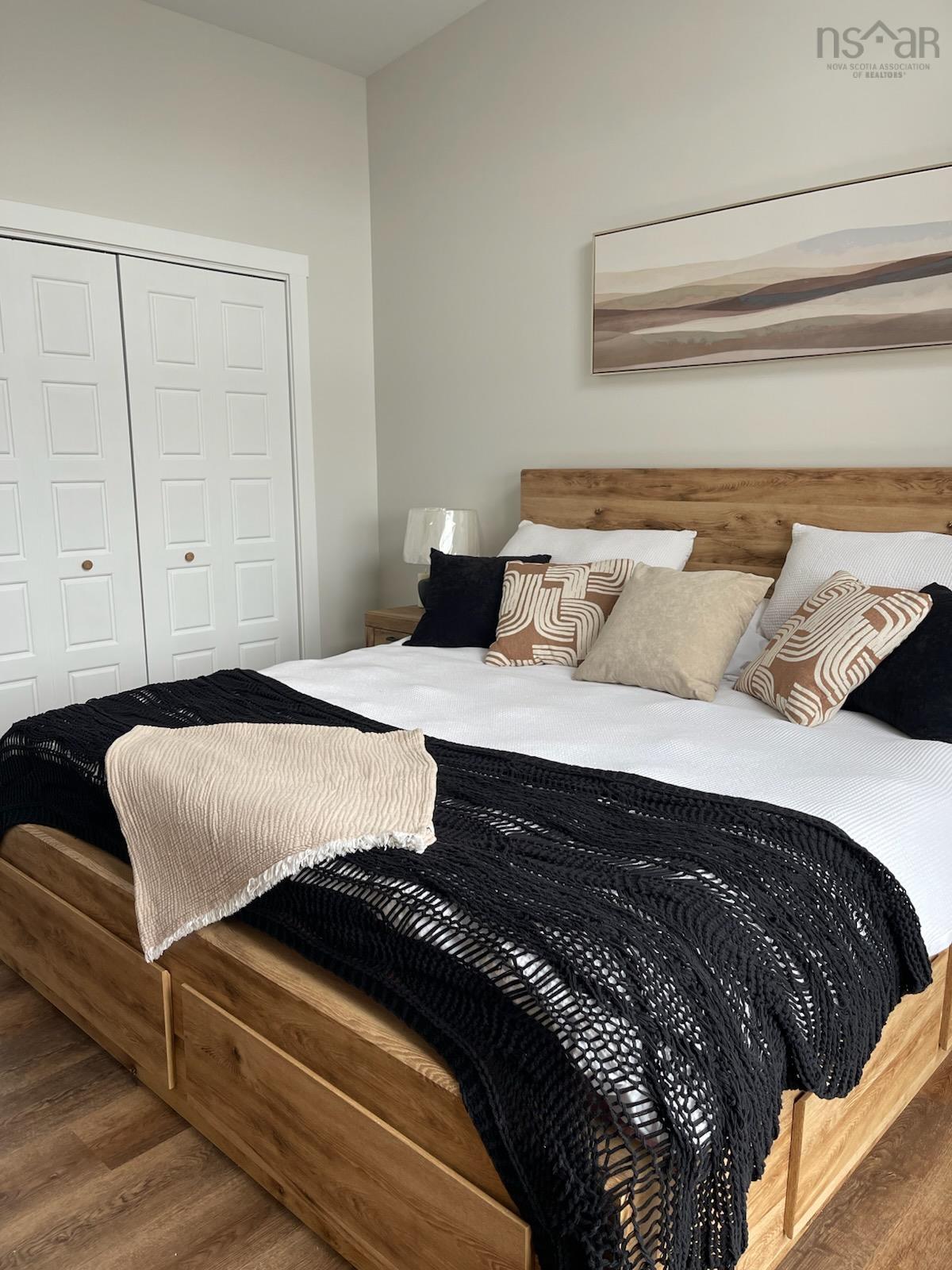 $499,000.00: #5 87 old orchard lane Beaverdam lake, Beaver Dam