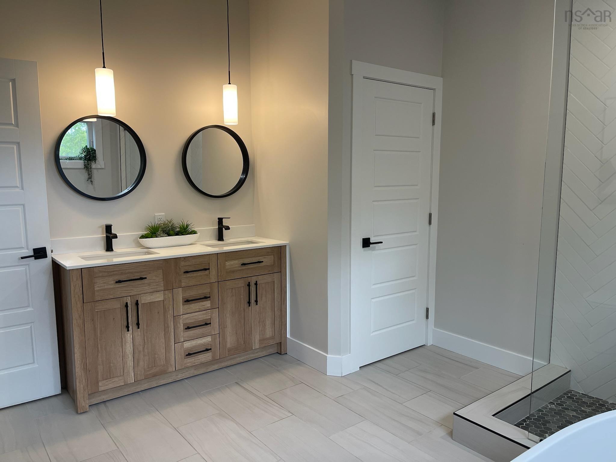 $499,000.00: #5 87 old orchard lane Beaverdam lake, Beaver Dam