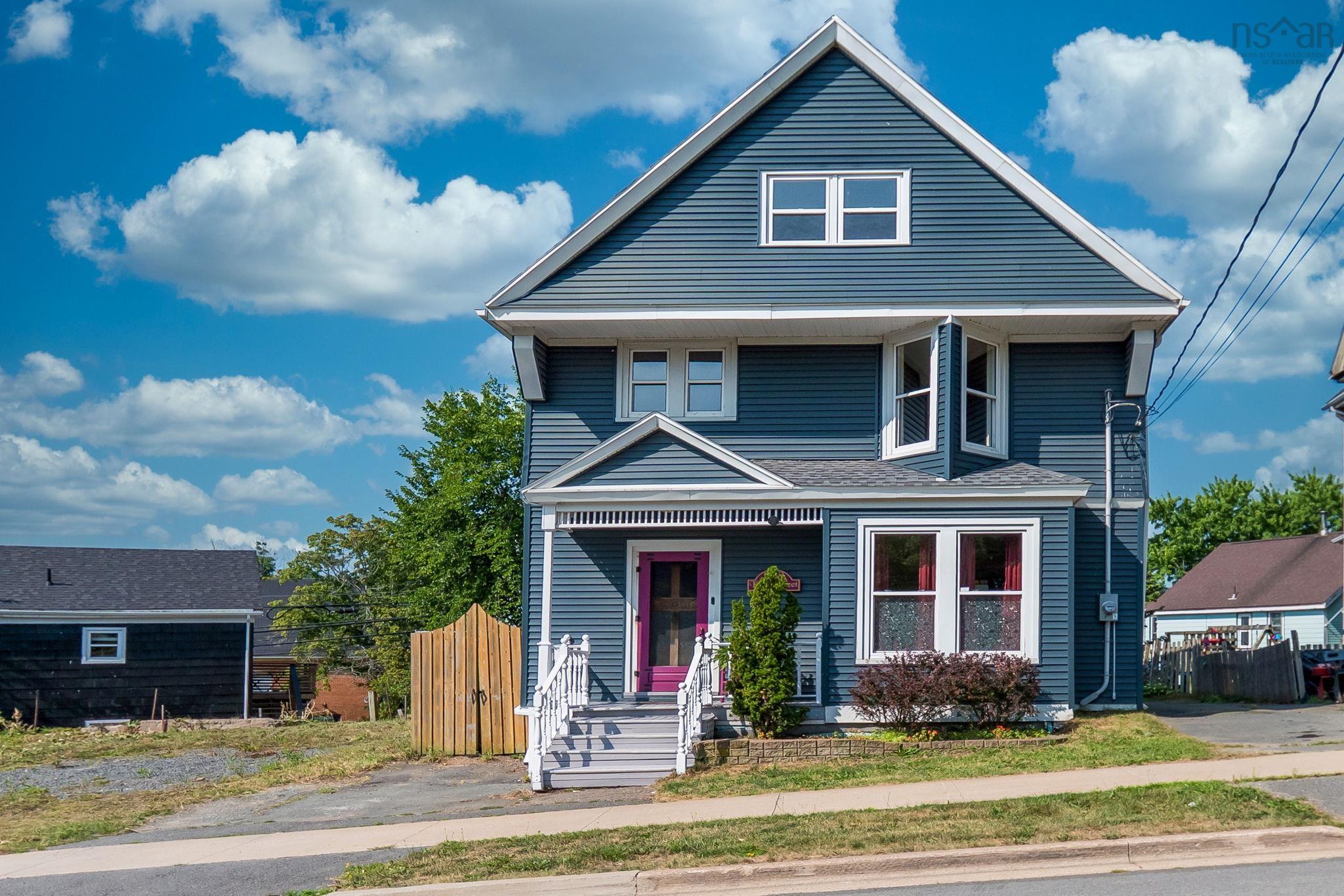 $435,000.00: 328 King Street, Windsor