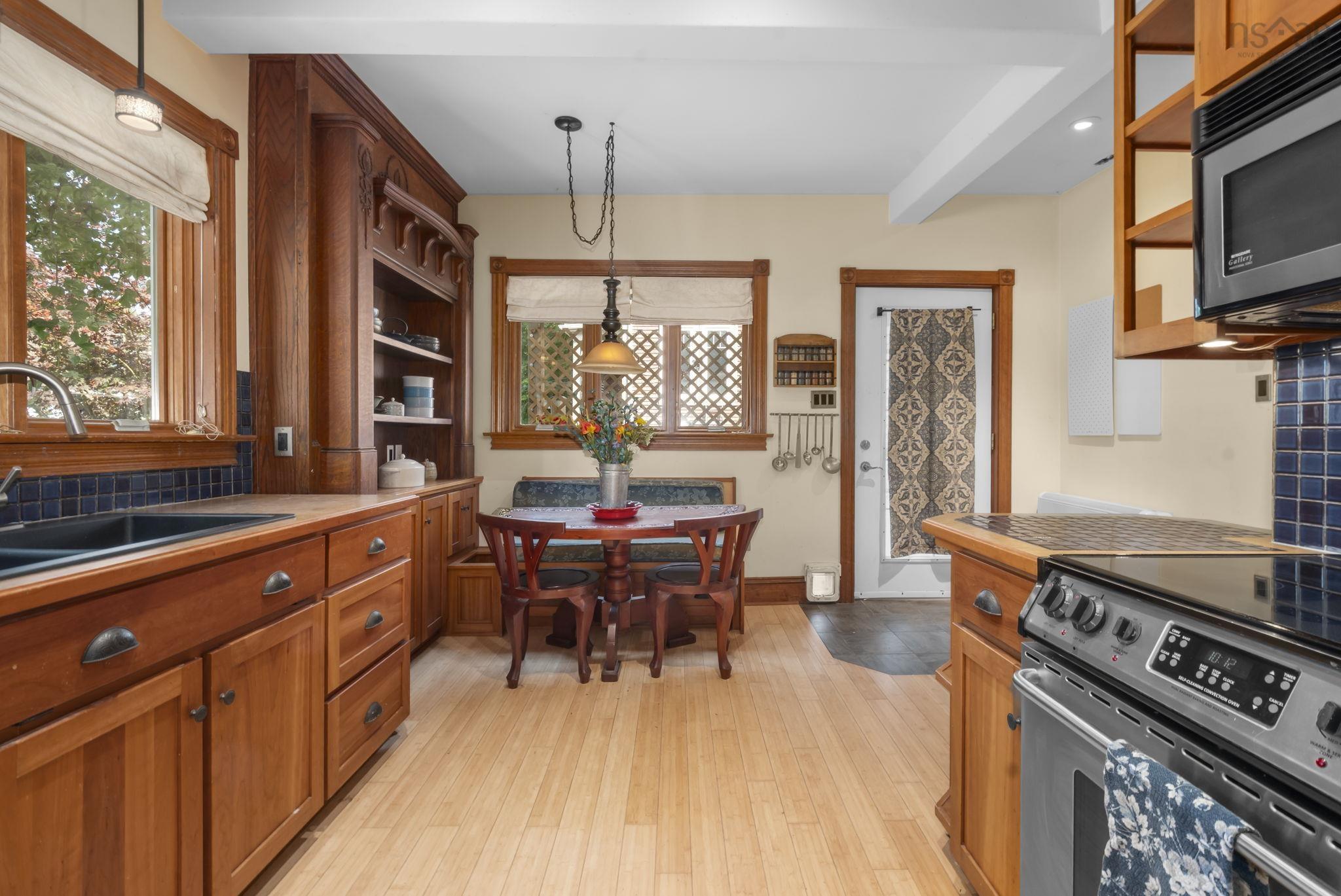 $435,000.00: 328 King Street, Windsor