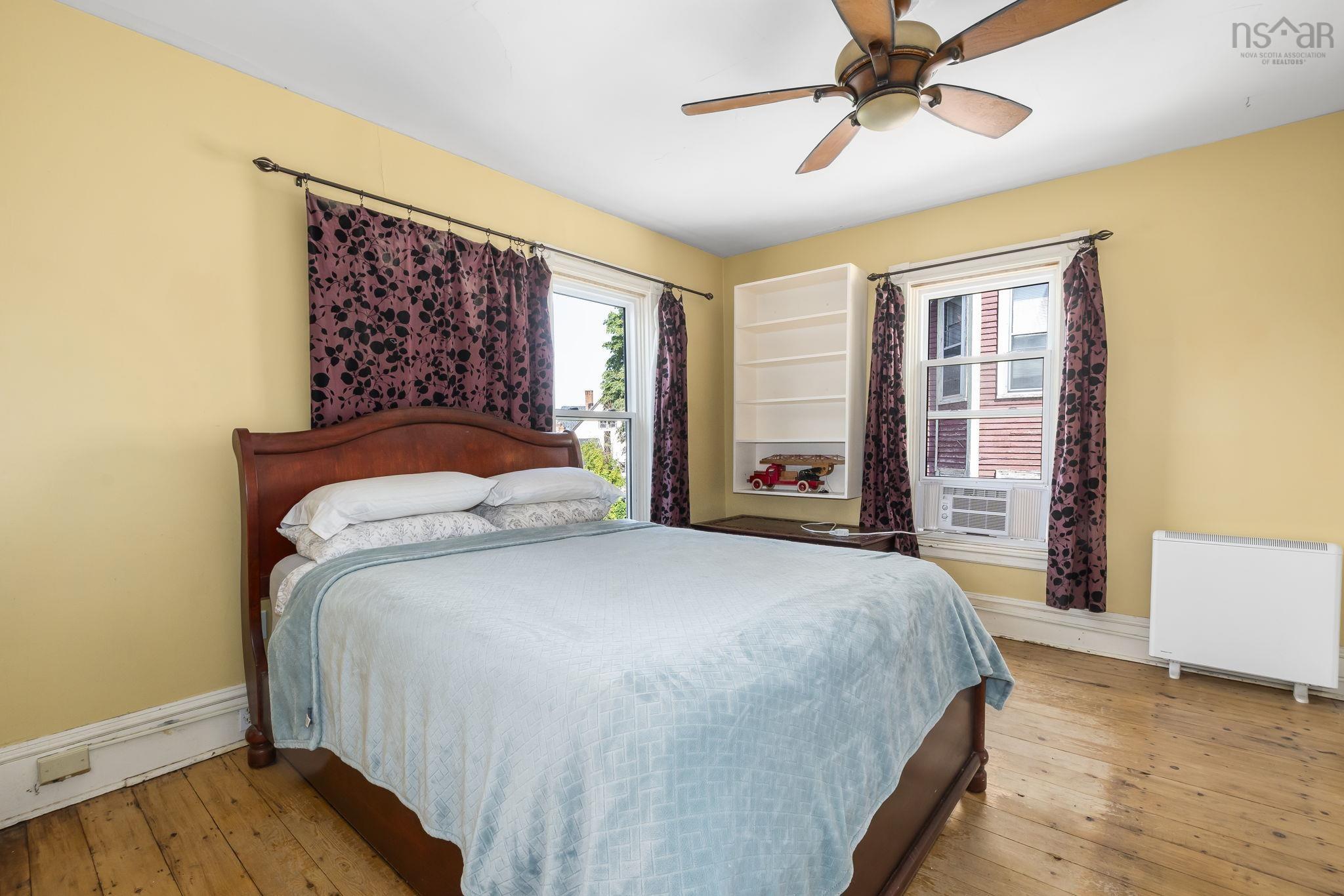 $435,000.00: 328 King Street, Windsor