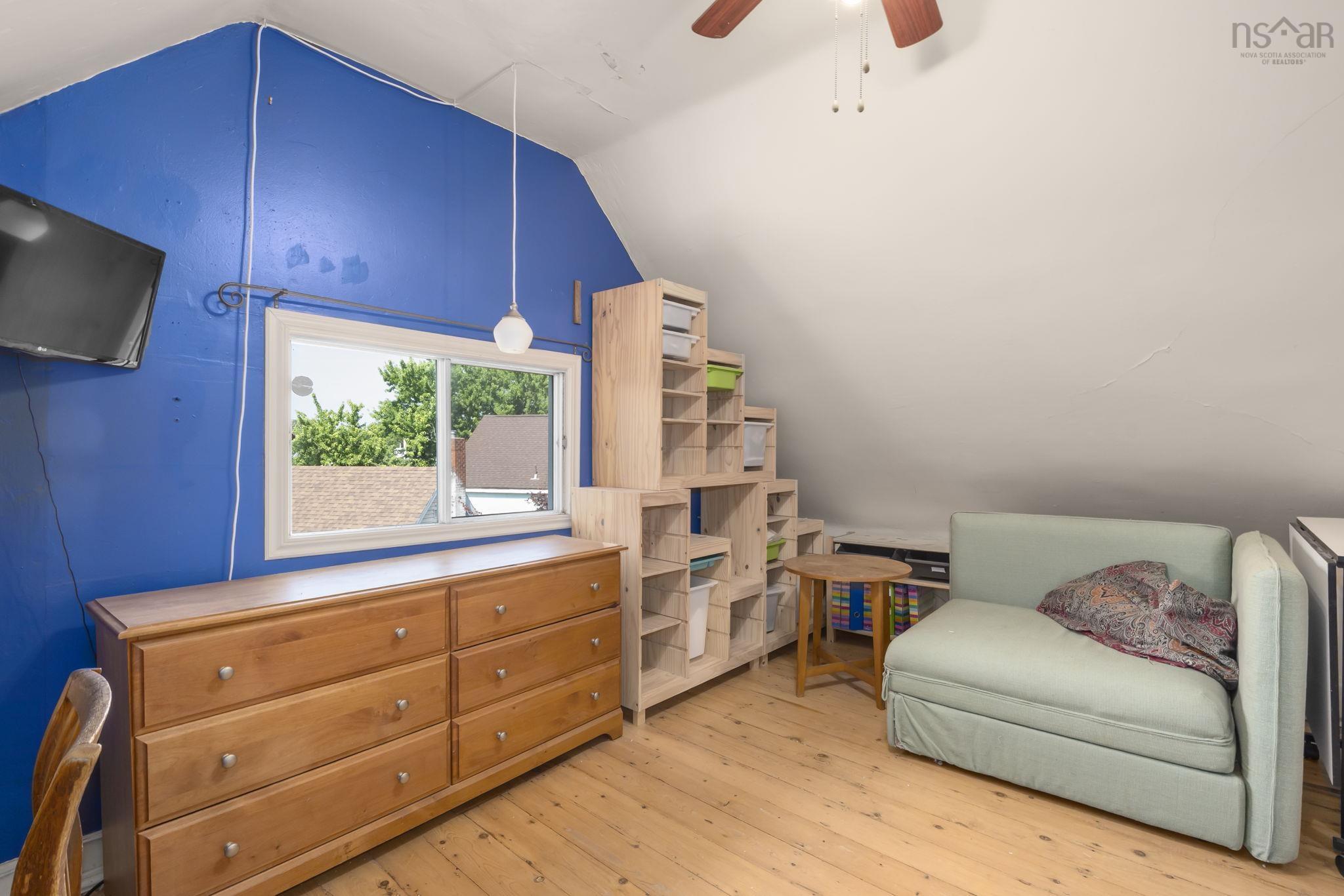 $435,000.00: 328 King Street, Windsor