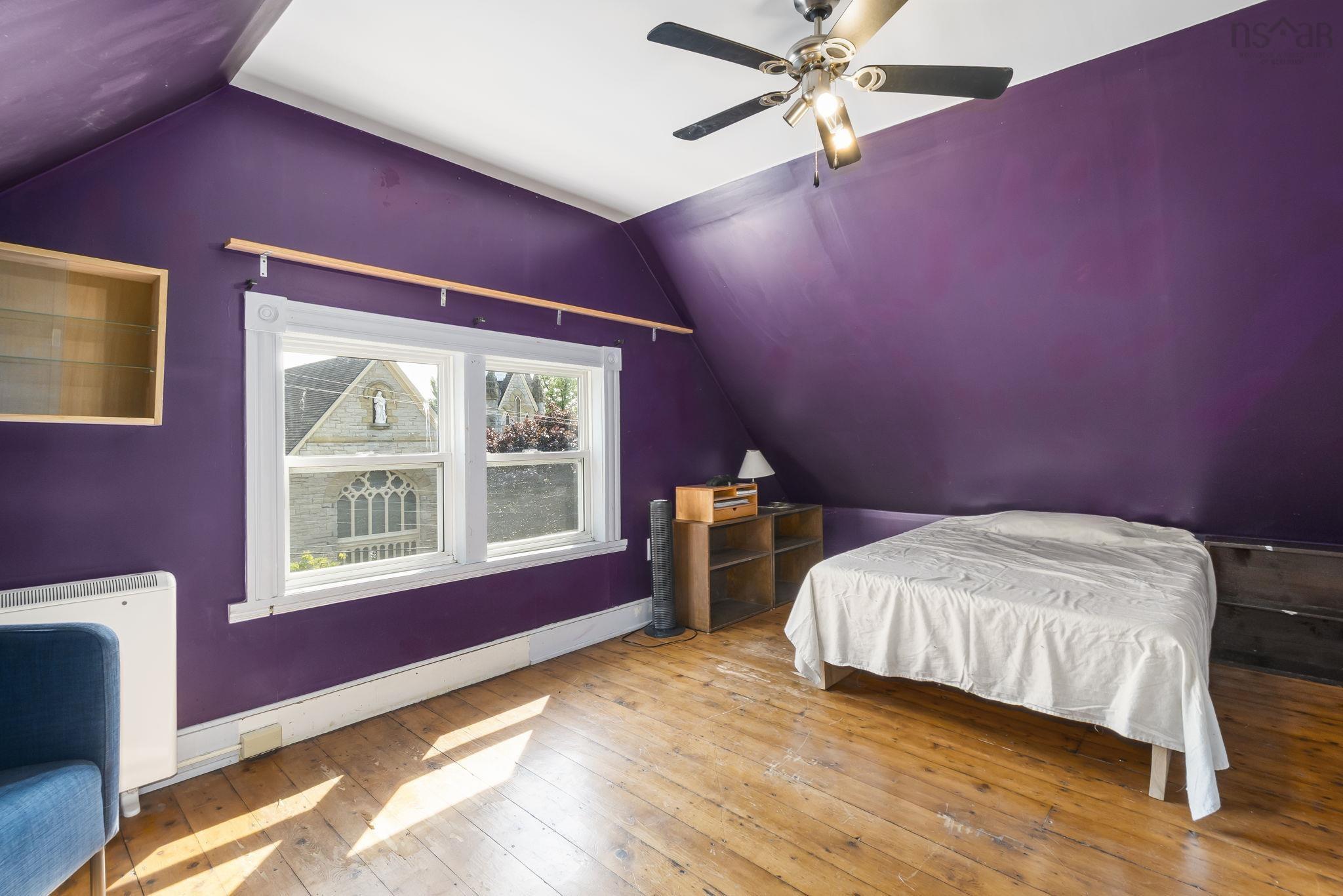 $435,000.00: 328 King Street, Windsor