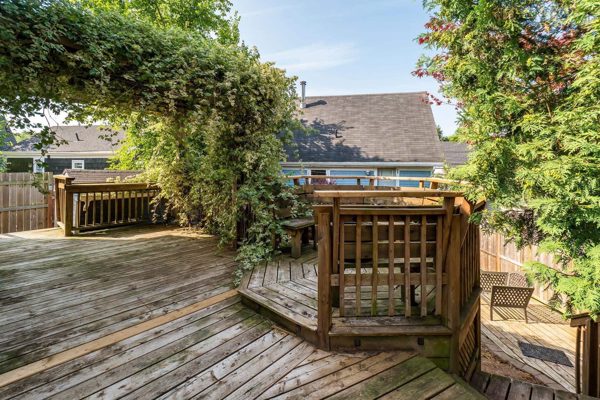 $435,000.00: 328 King Street, Windsor