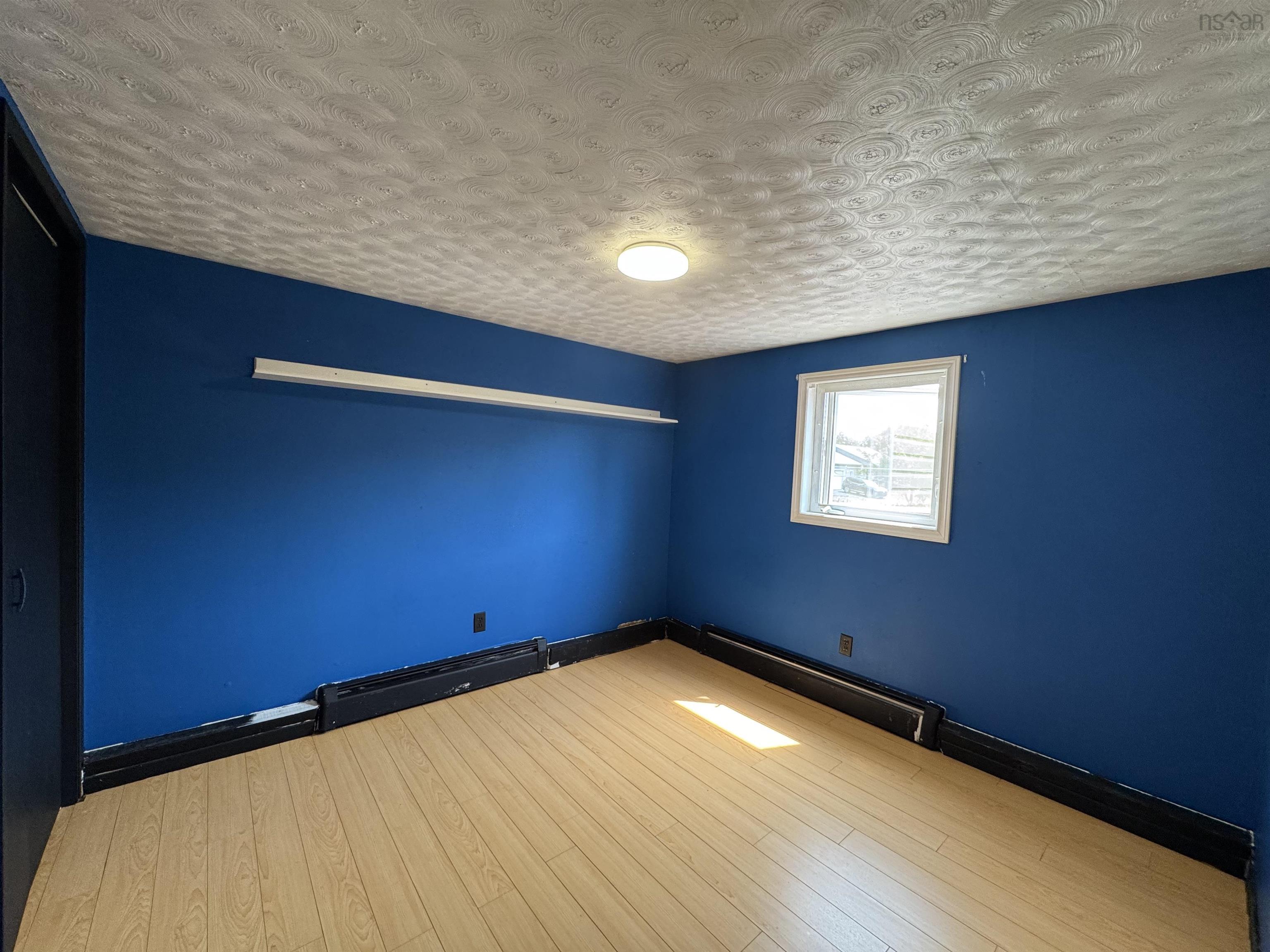 $169,900.00: 233 Douglas Avenue, Glace Bay