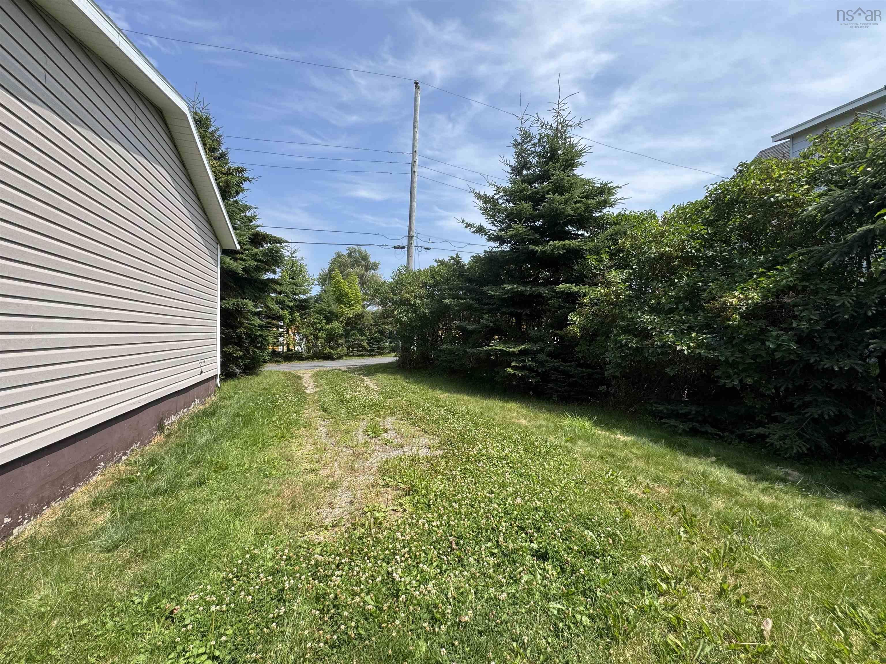 $169,900.00: 233 Douglas Avenue, Glace Bay