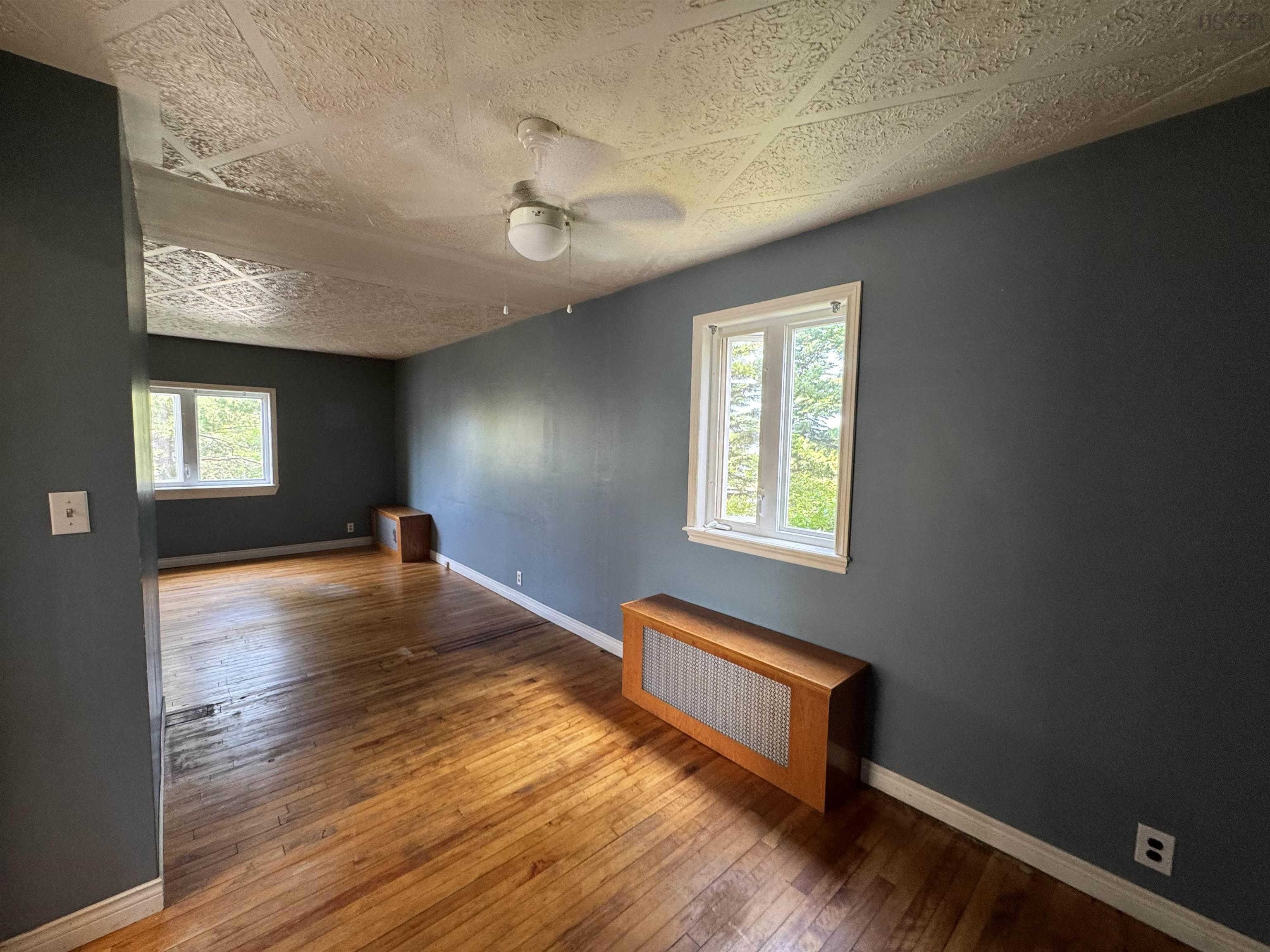 $169,900.00: 233 Douglas Avenue, Glace Bay